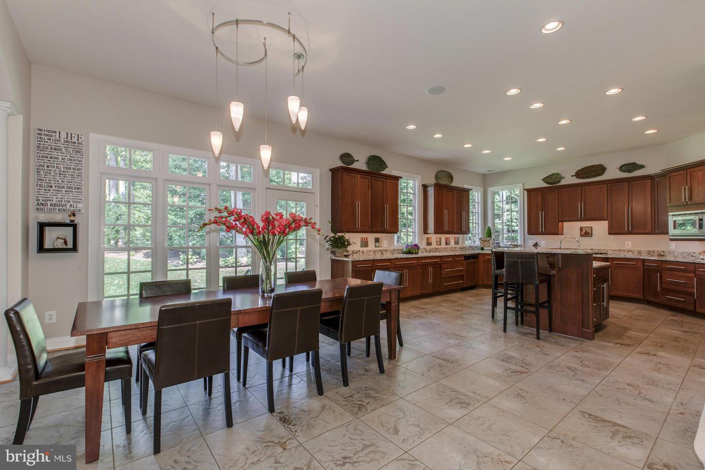 THE RESERVE - Residential