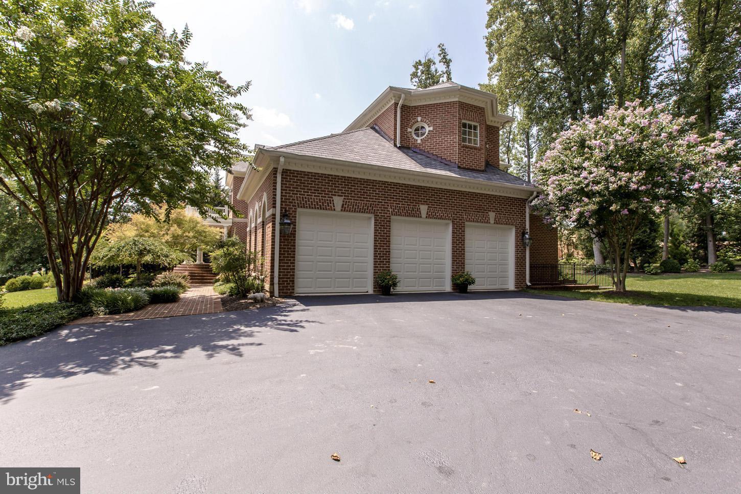 THE RESERVE - Residential