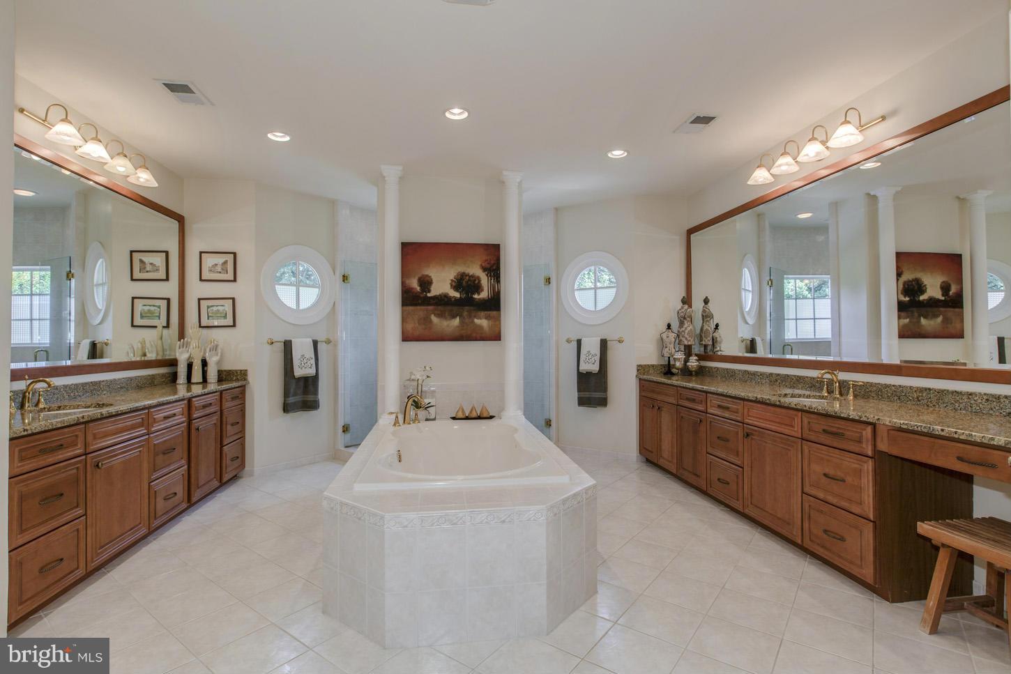 THE RESERVE - Residential