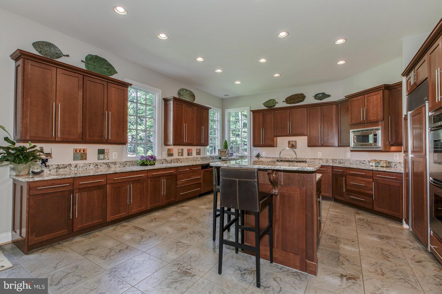 THE RESERVE - Residential