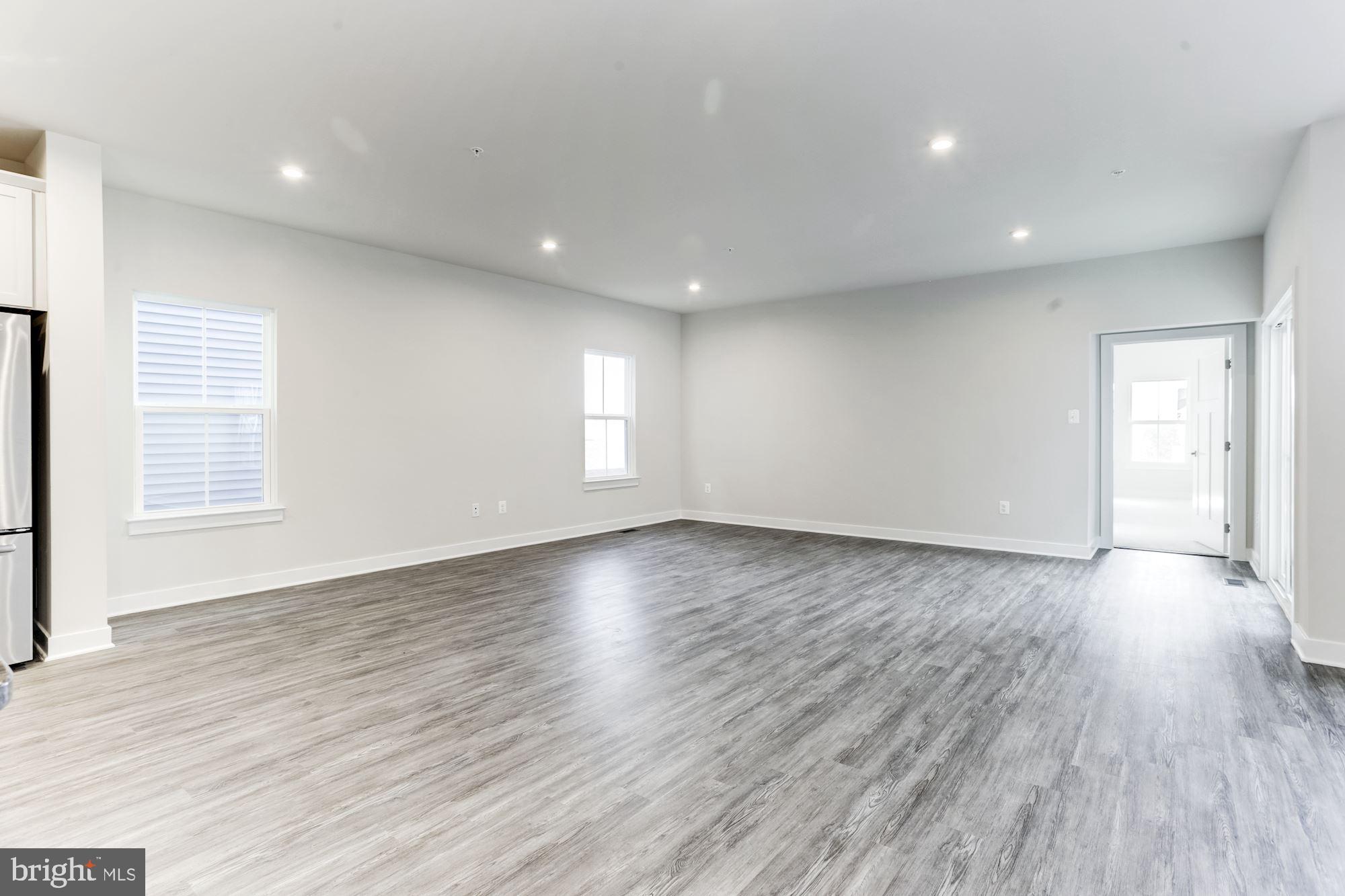 CABIN BRANCH - Residential