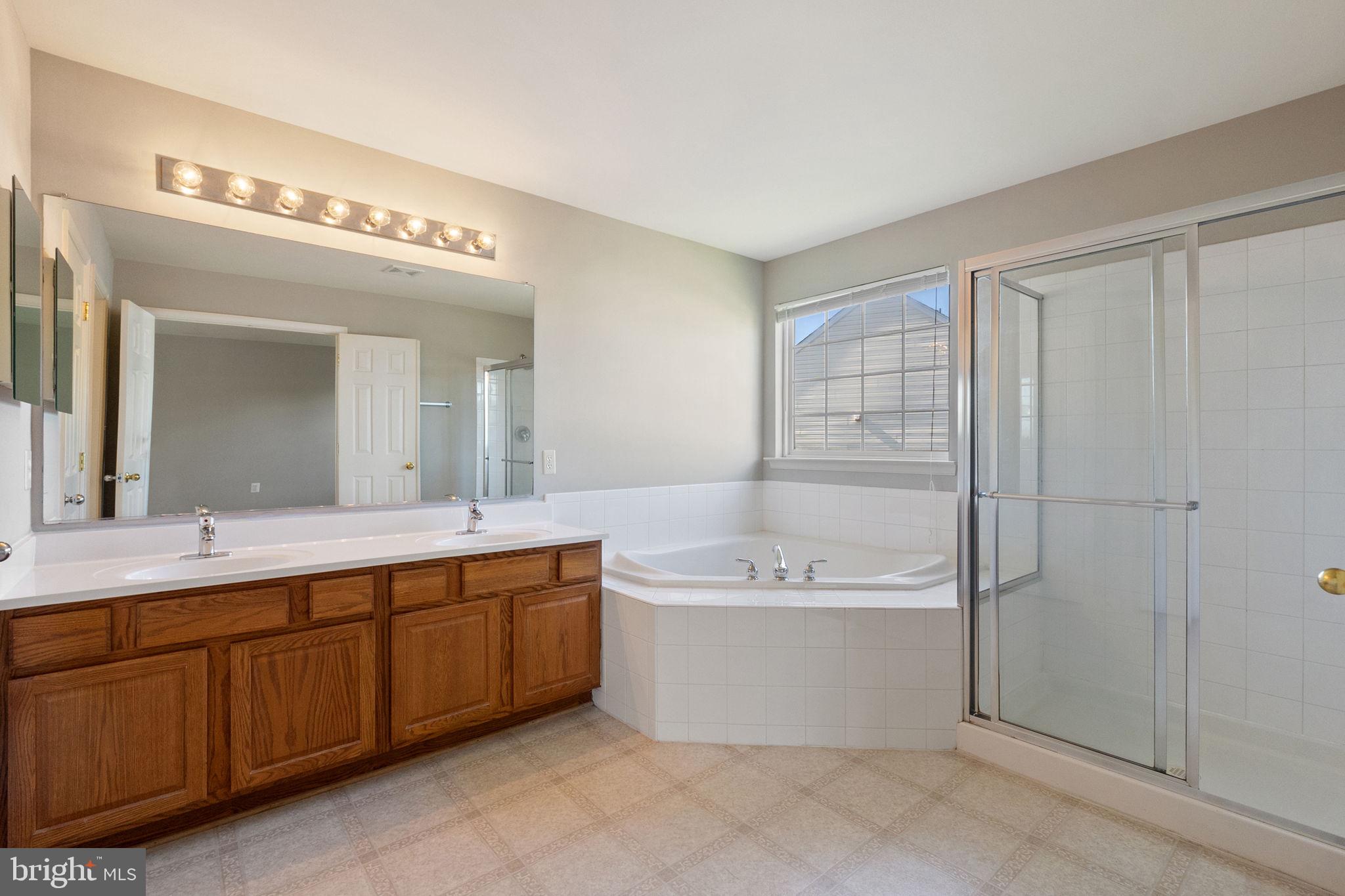 NORBORNE GLEBE - Residential