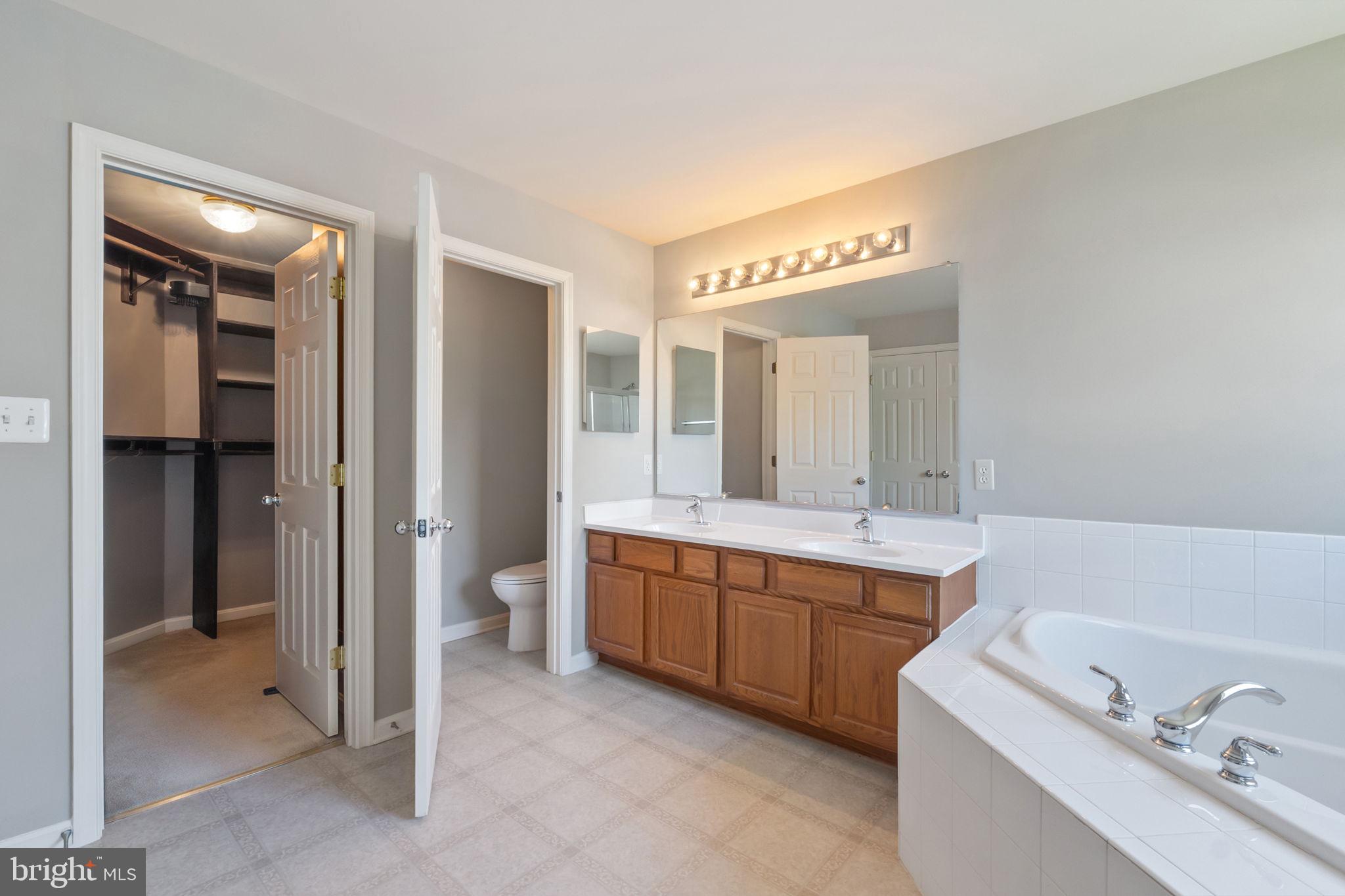 NORBORNE GLEBE - Residential