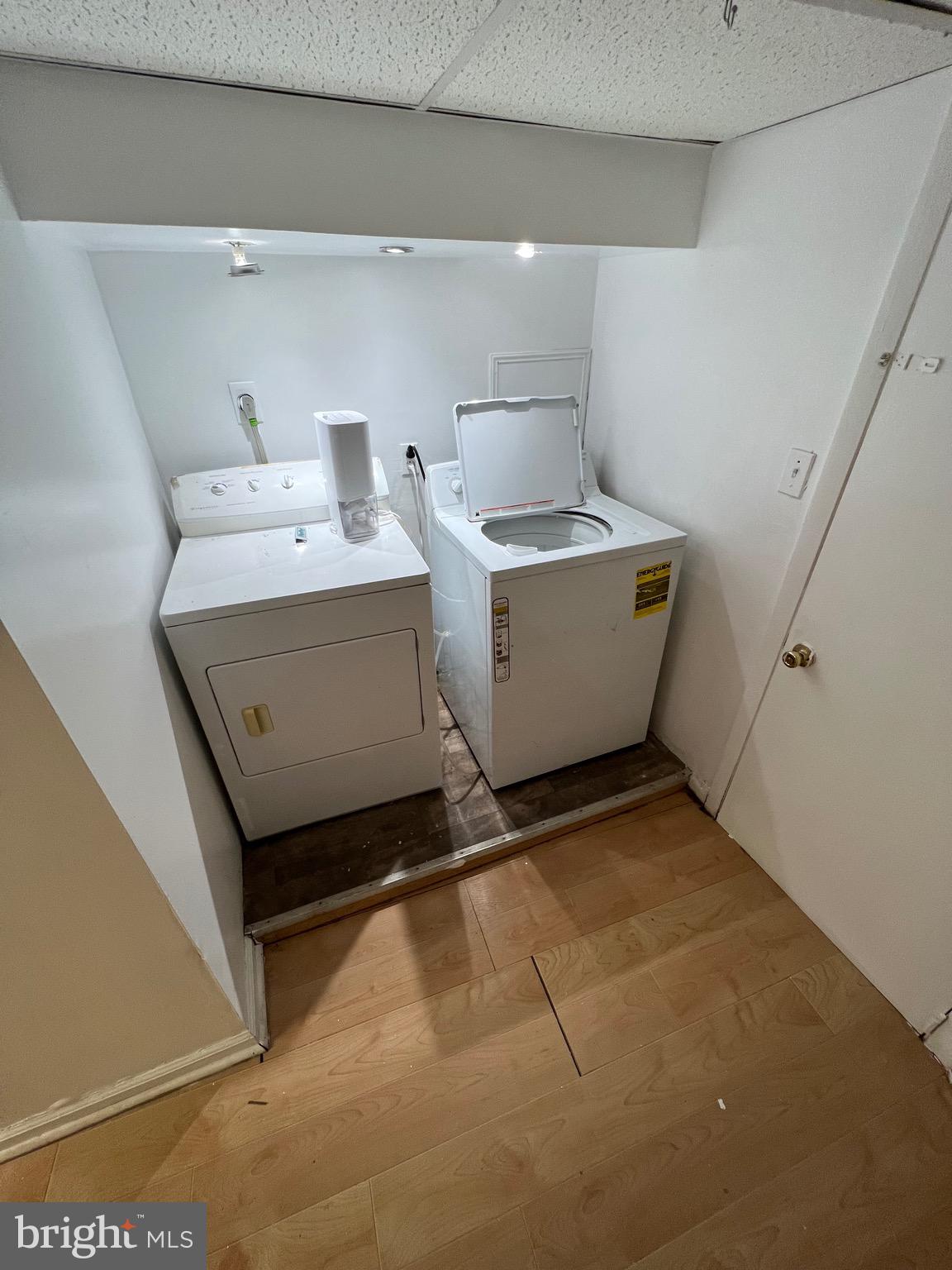 PHILADELPHIA - Residential Lease