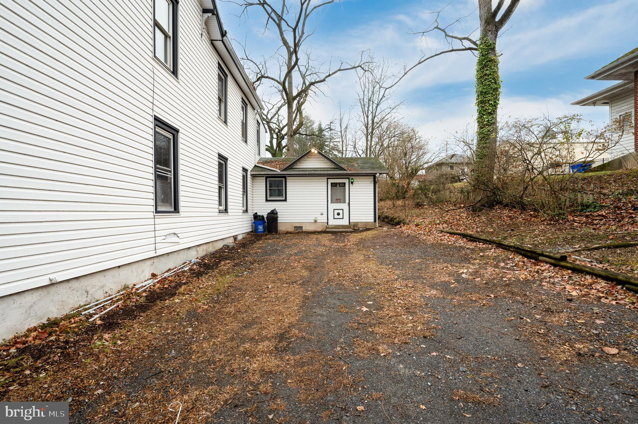 OVERBROOK - Residential