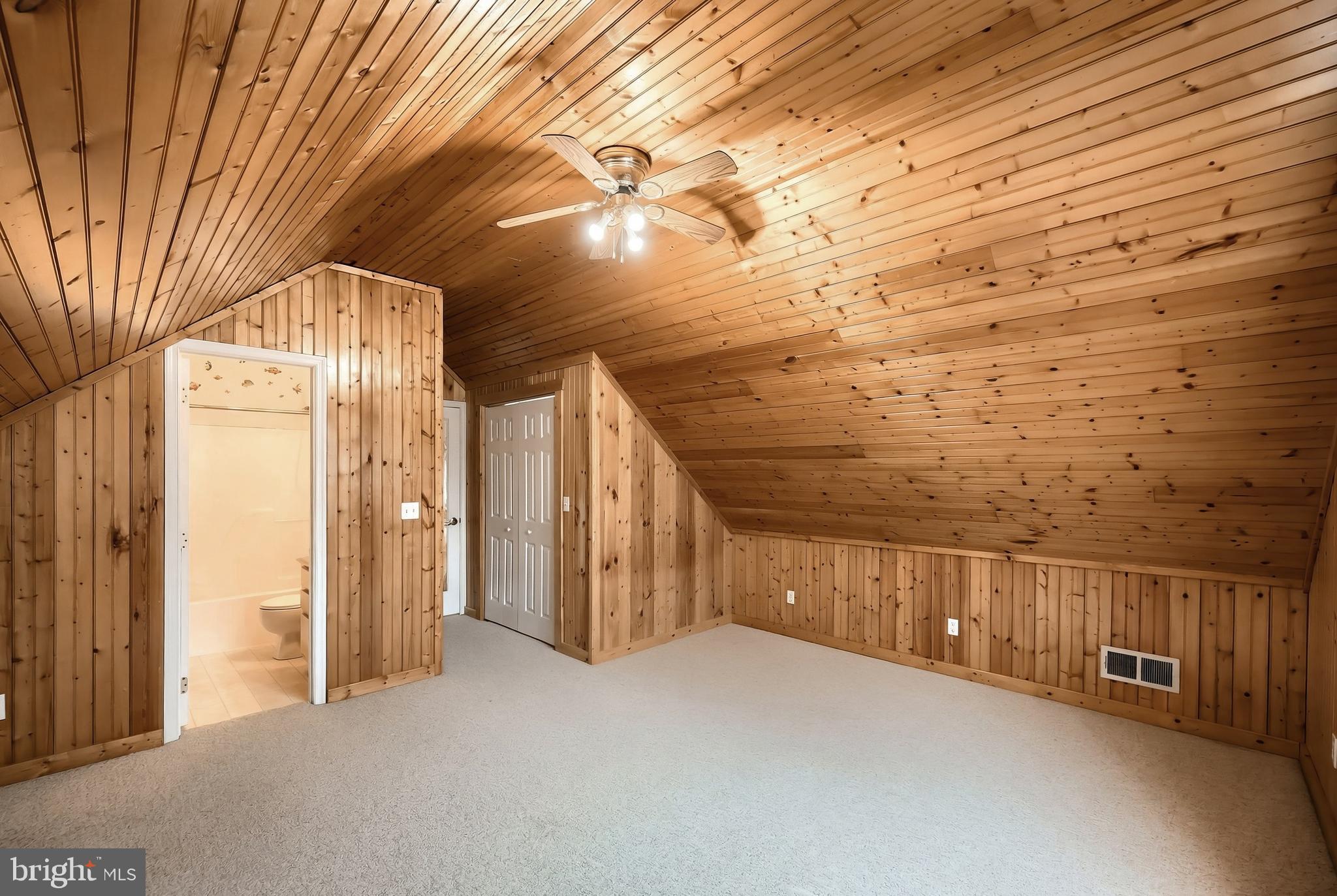 LAKE MEADE - Residential