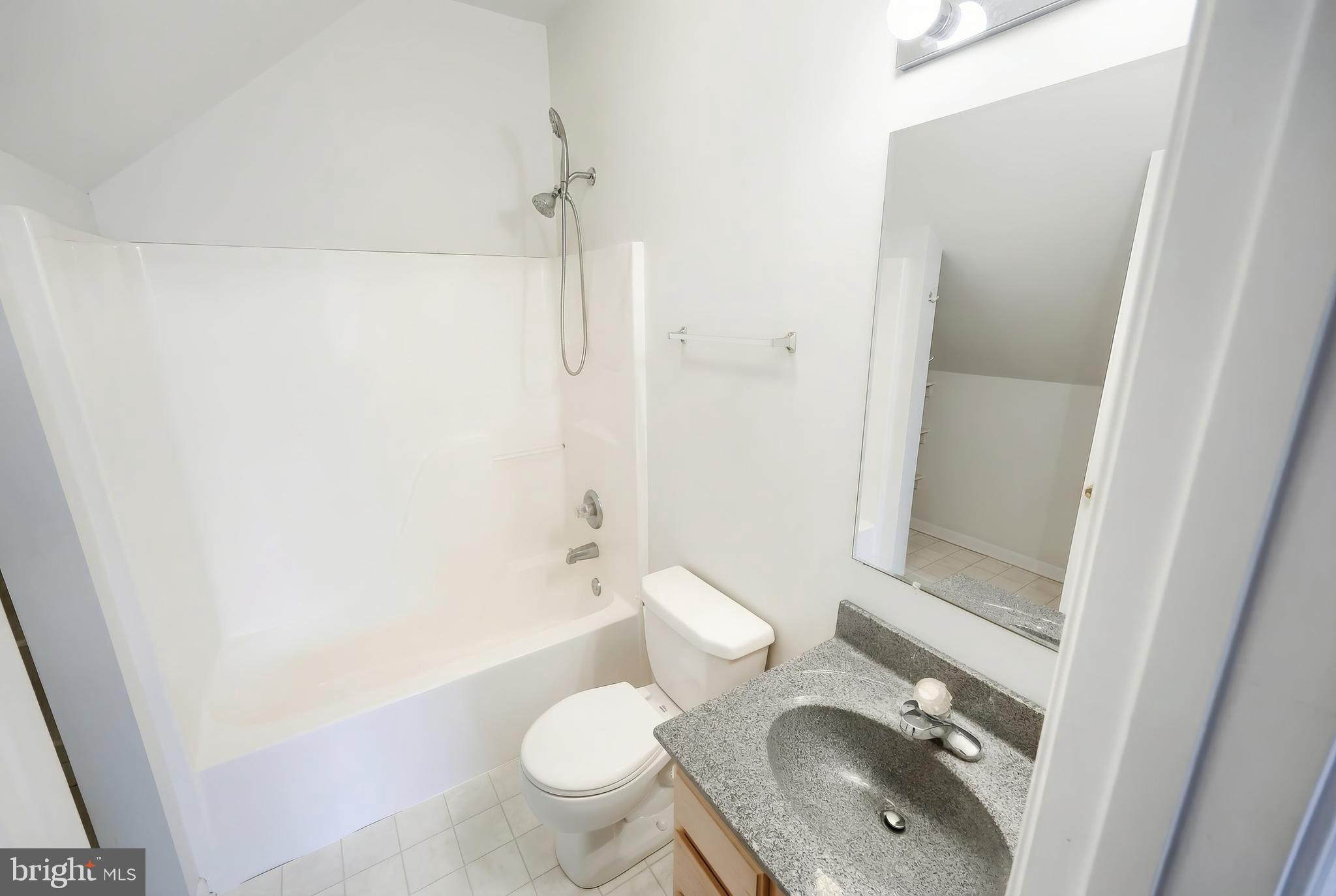 LAKE MEADE - Residential