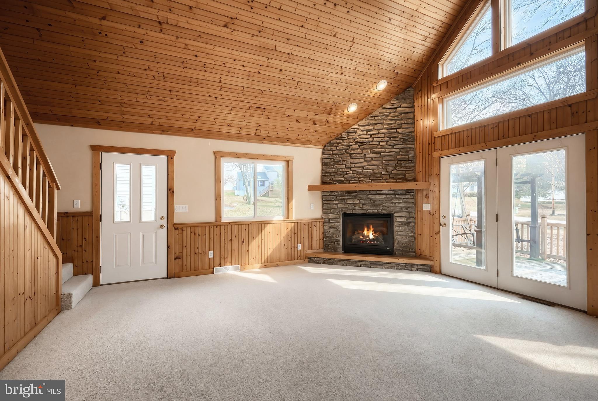 LAKE MEADE - Residential