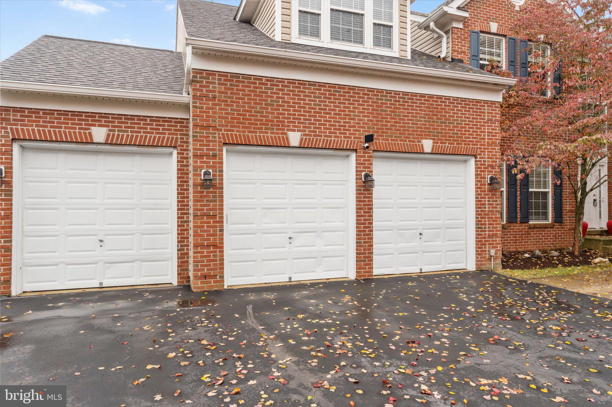 HIRST FARM - Residential