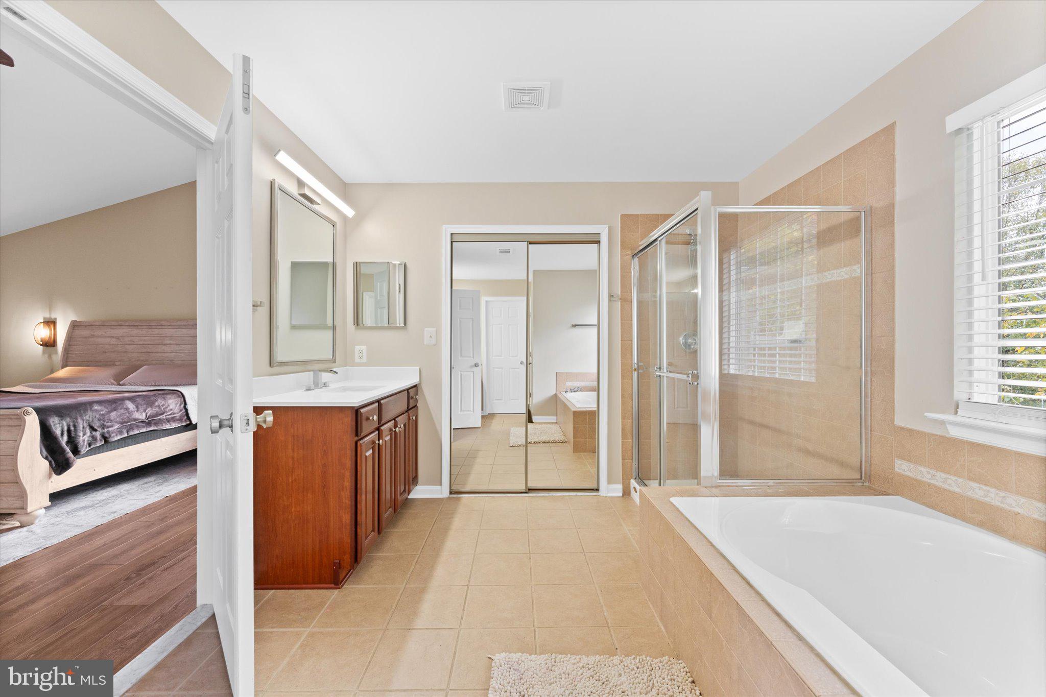 HIRST FARM - Residential