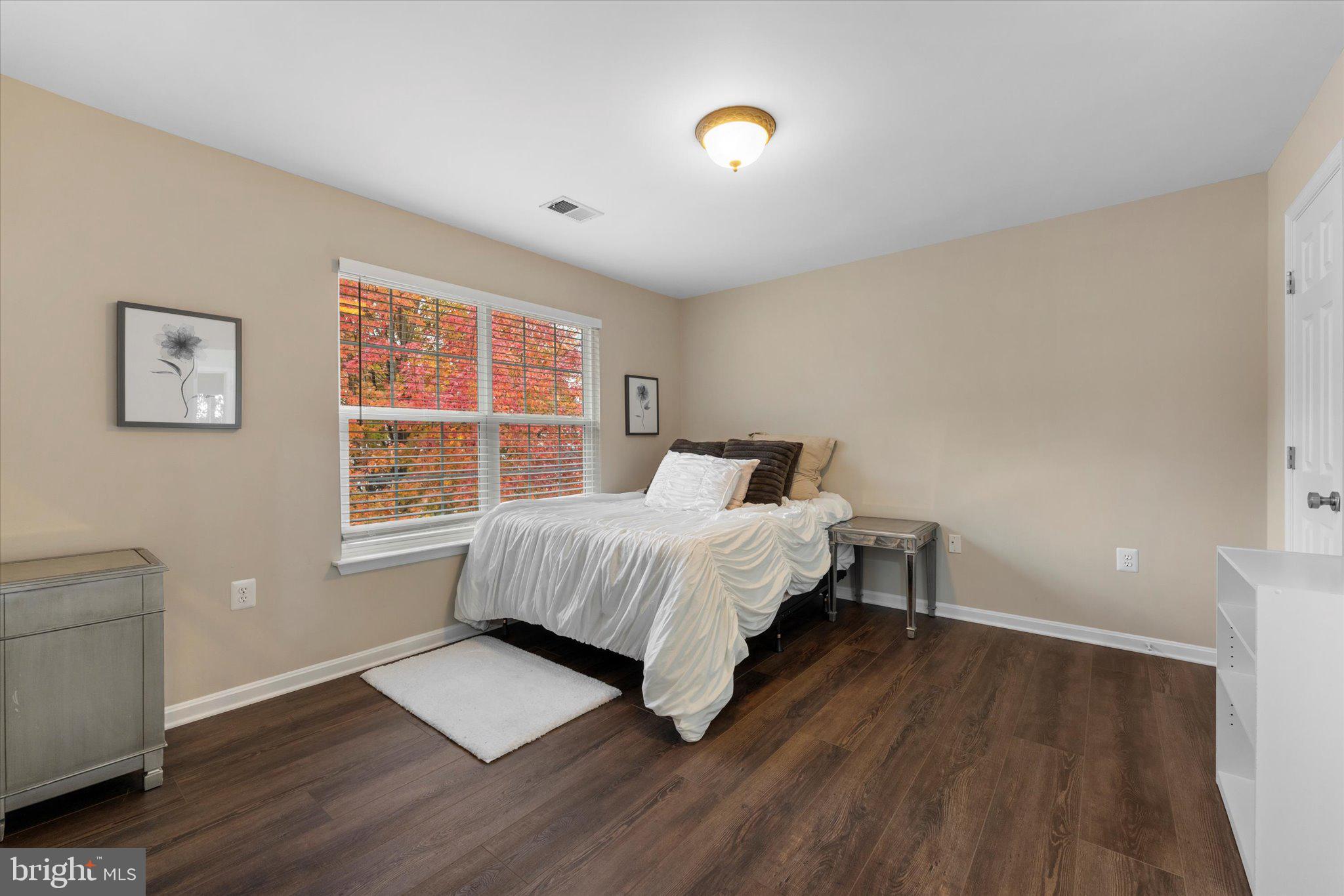 HIRST FARM - Residential