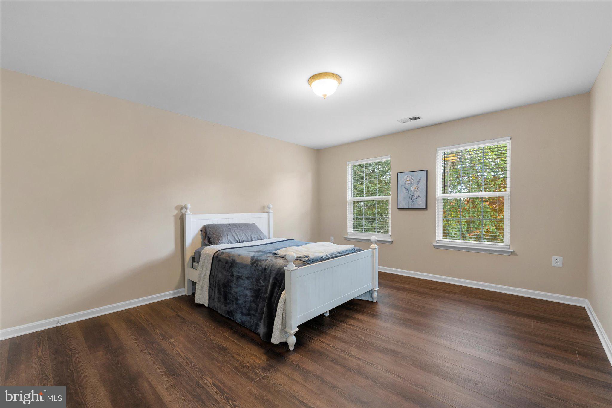 HIRST FARM - Residential