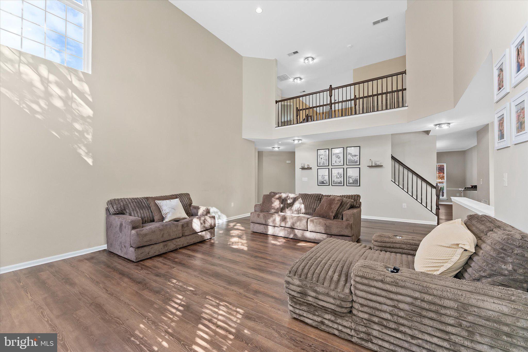 HIRST FARM - Residential