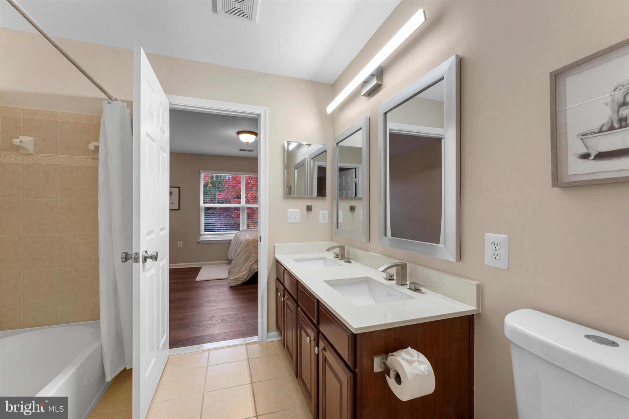 HIRST FARM - Residential