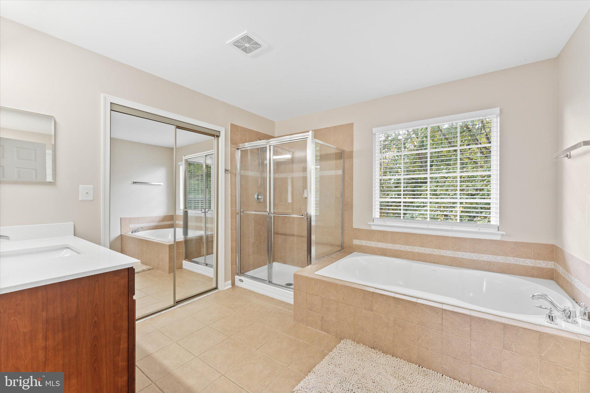 HIRST FARM - Residential