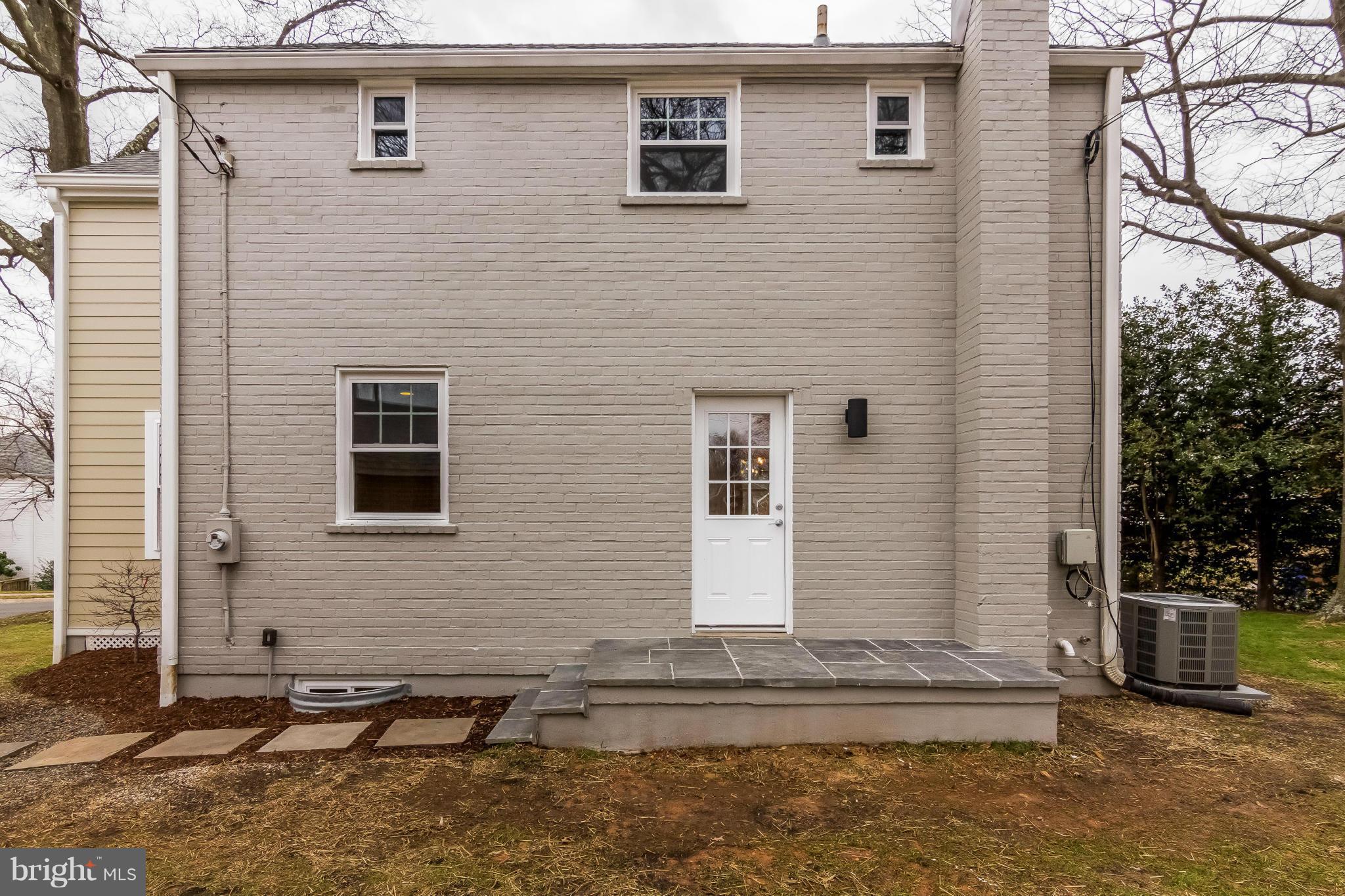 ARLINGTON FOREST - Residential