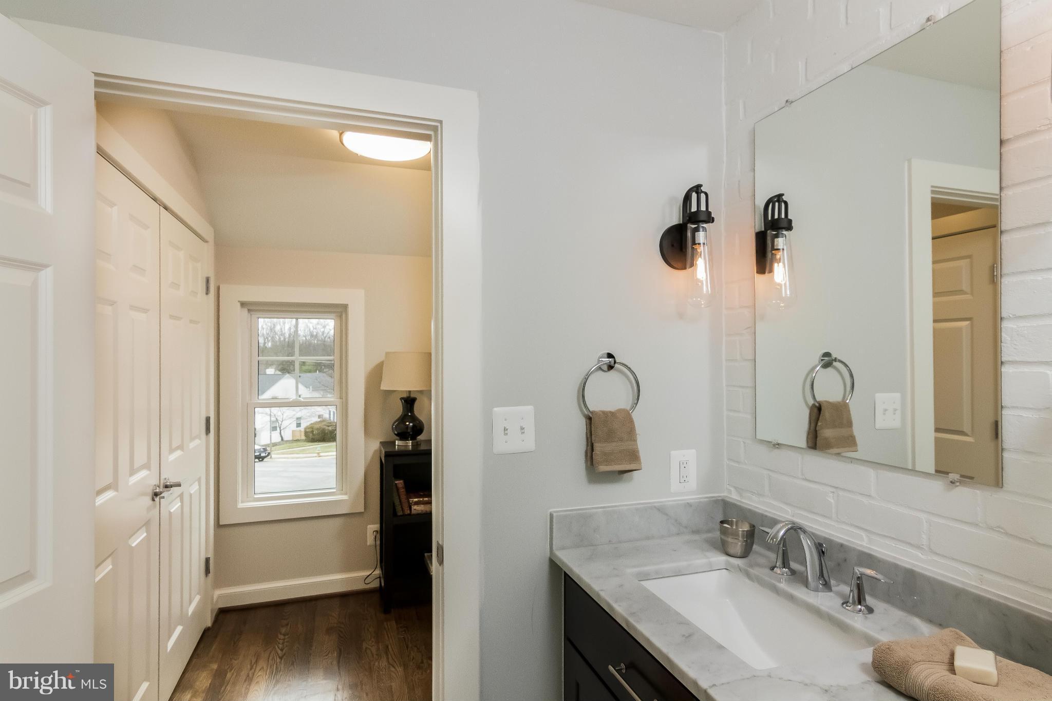 ARLINGTON FOREST - Residential