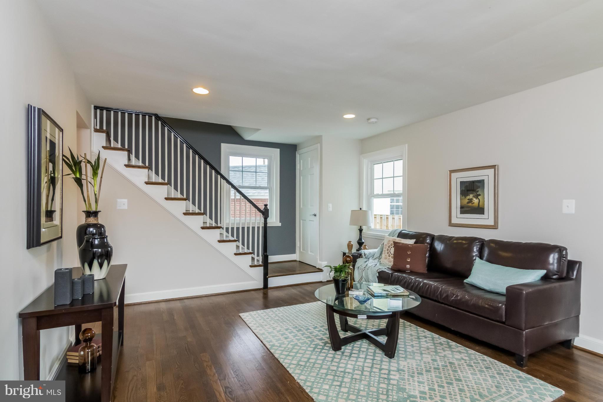 ARLINGTON FOREST - Residential