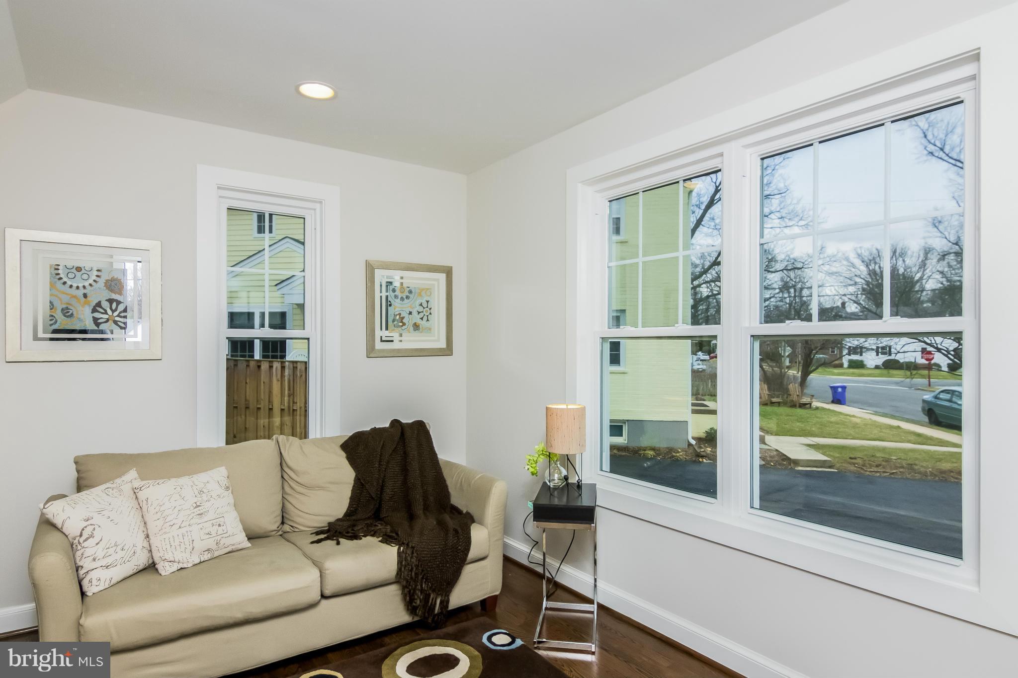 ARLINGTON FOREST - Residential