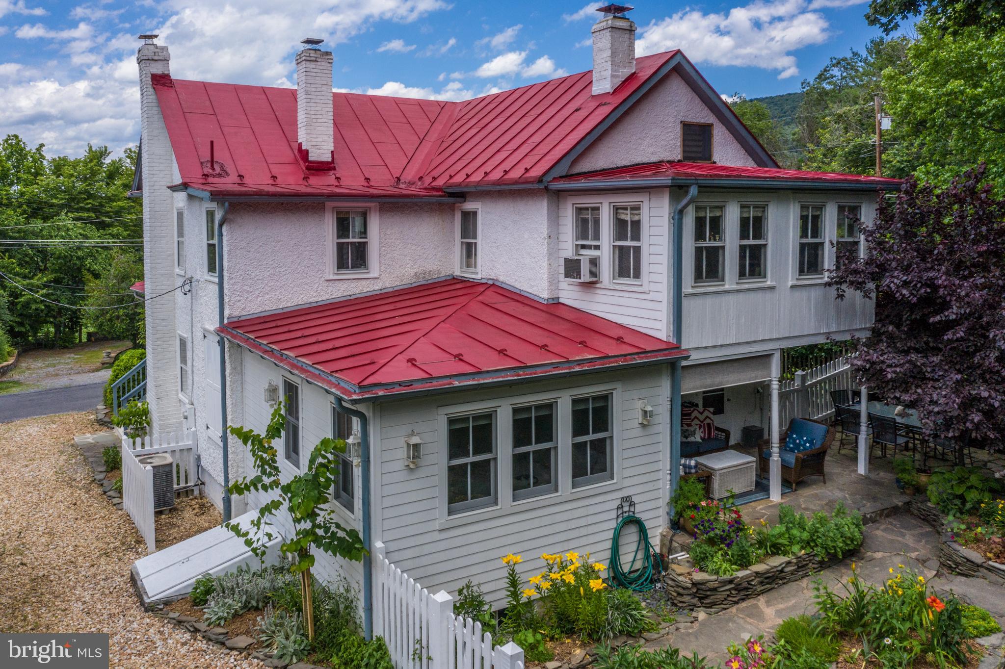 HISTORIC HARPERS FERRY - Residential