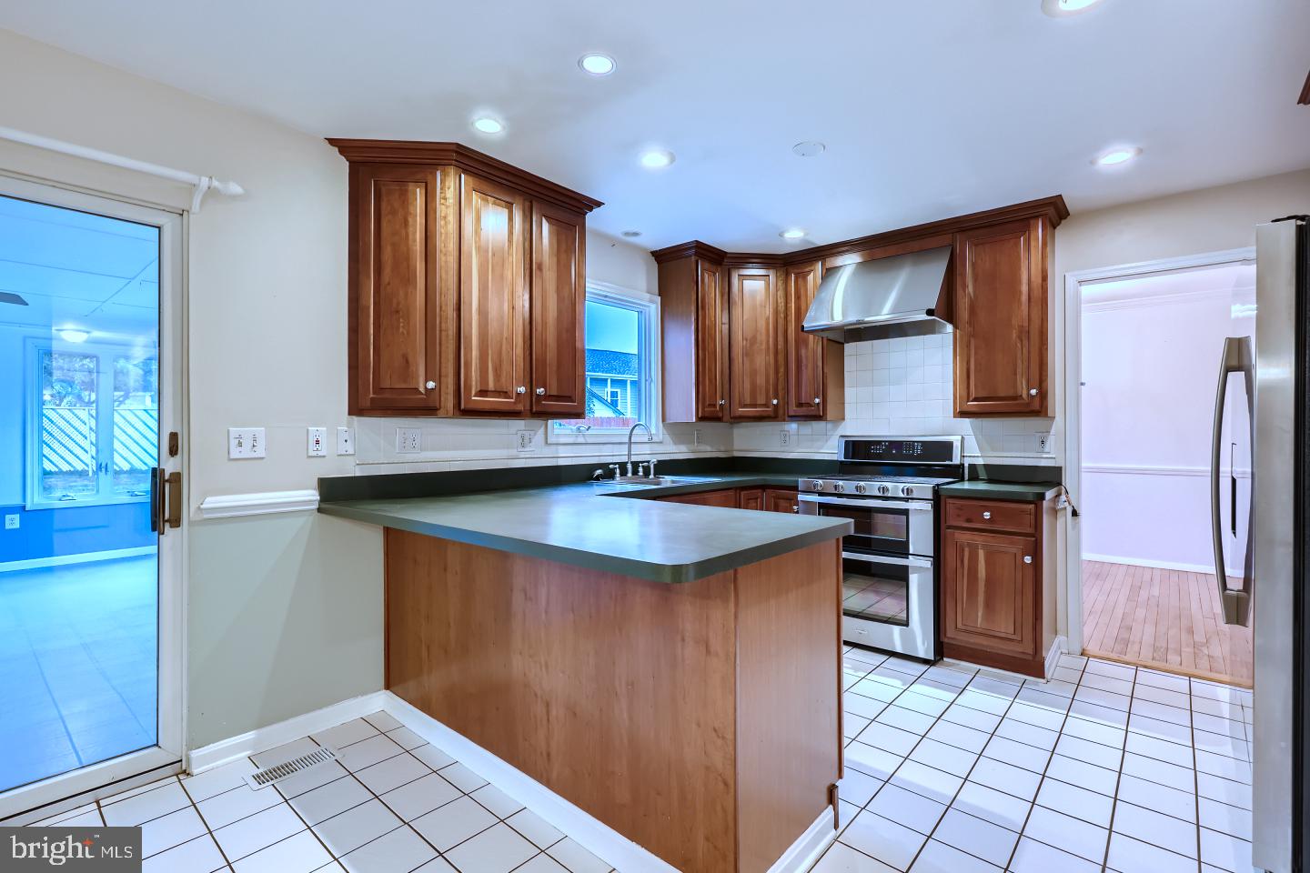 CHAPEL VILLAGE - Residential