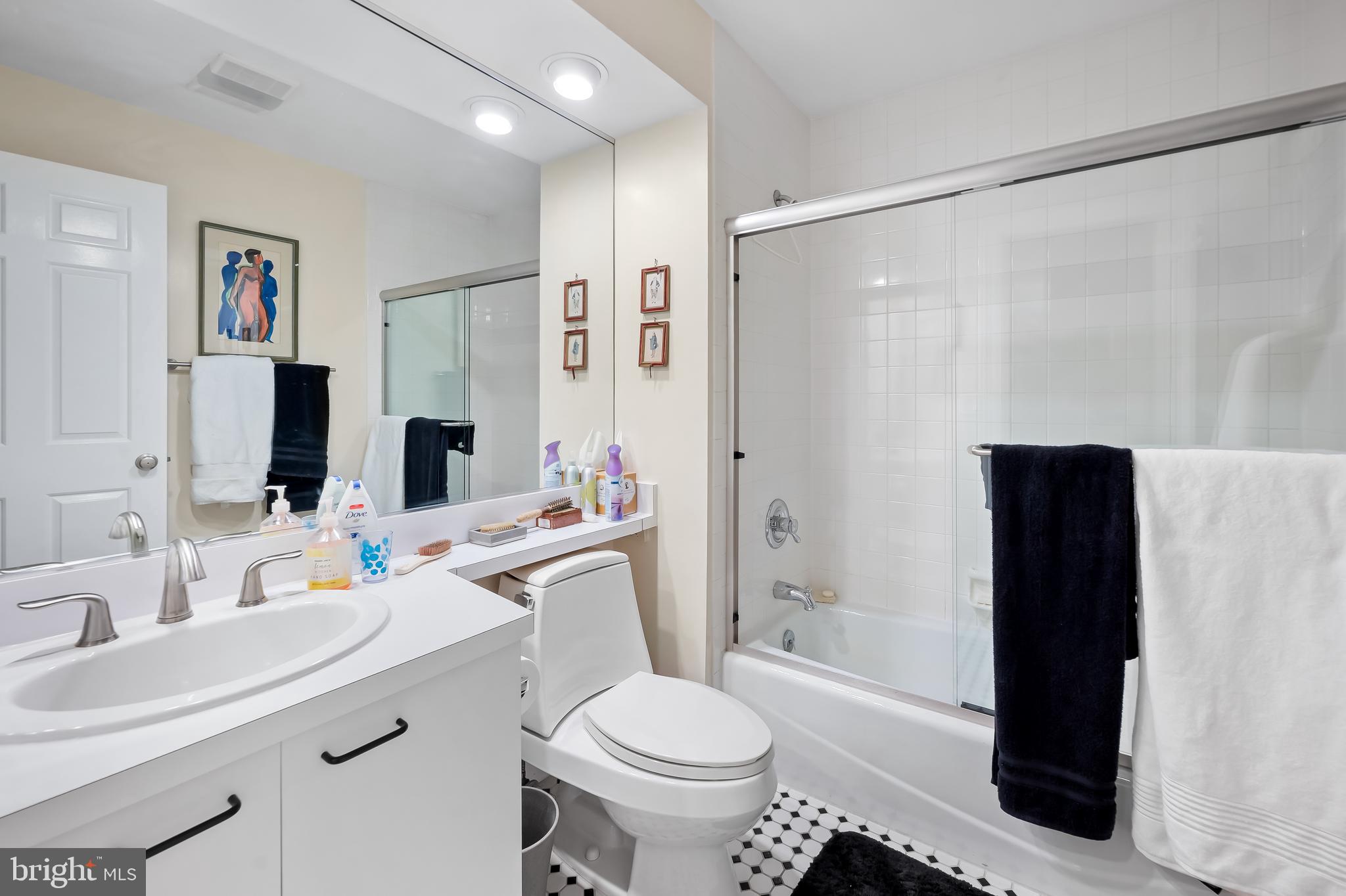 GUILFORD - Residential