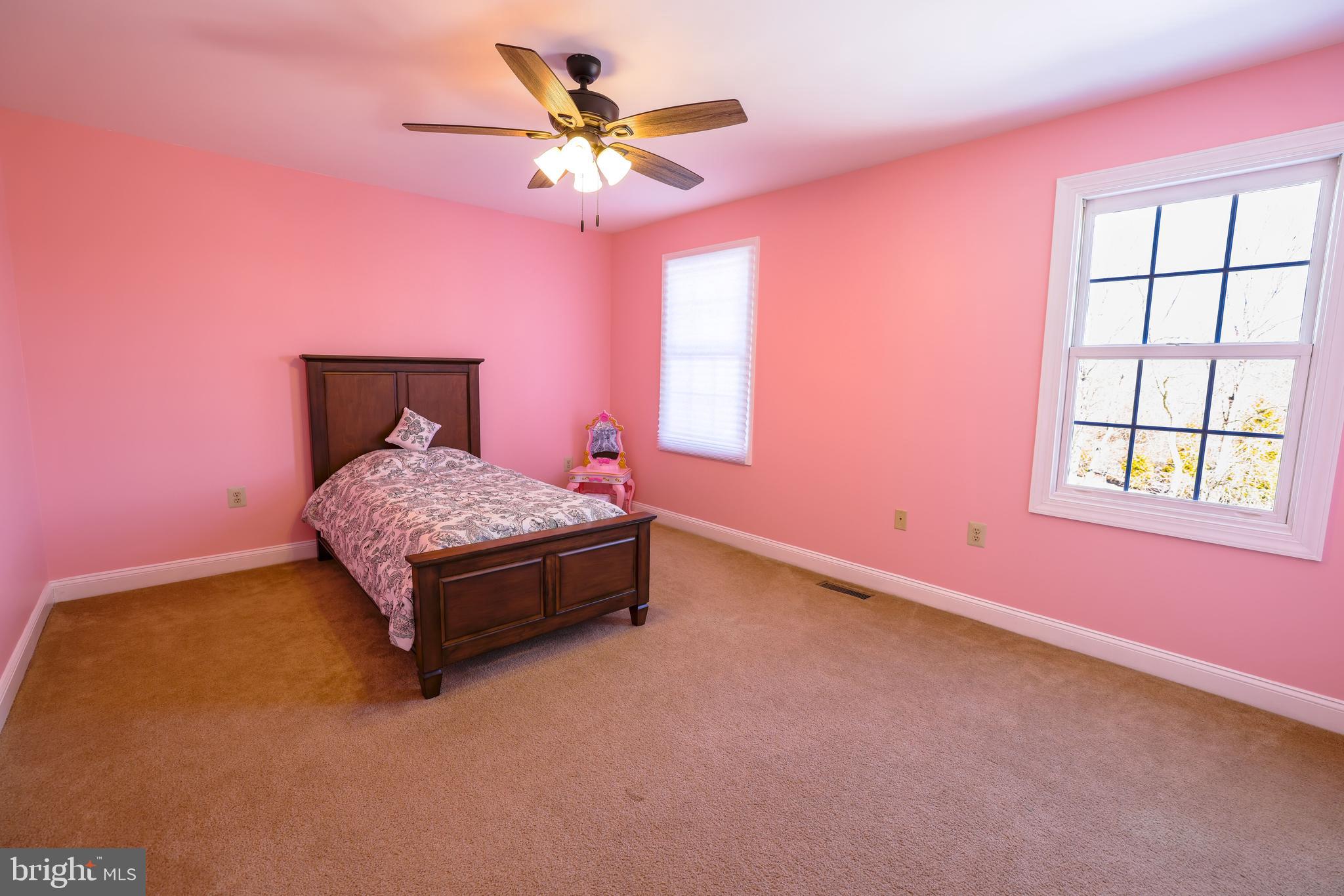 RIDINGS OF HORSHAM - Residential