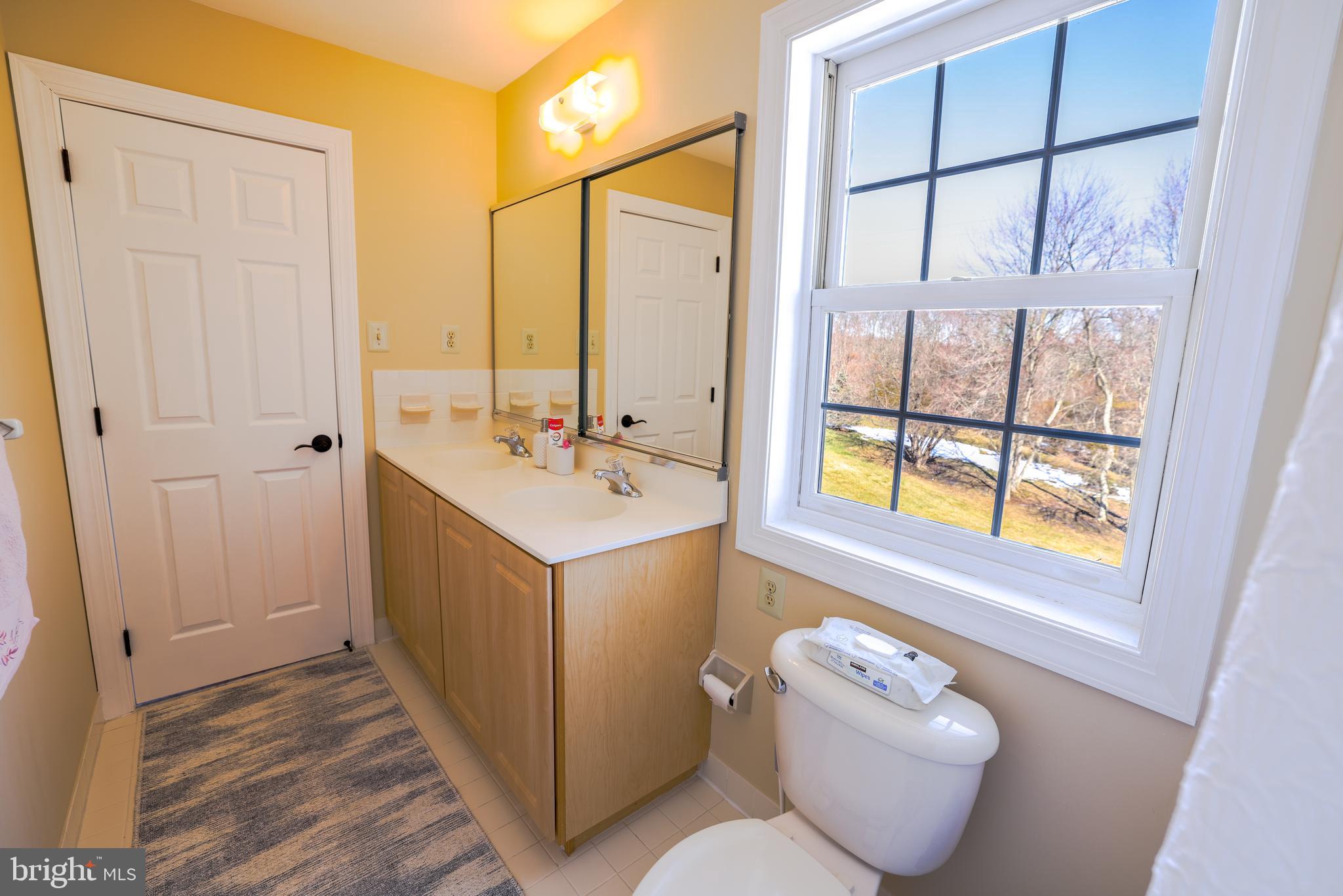 RIDINGS OF HORSHAM - Residential