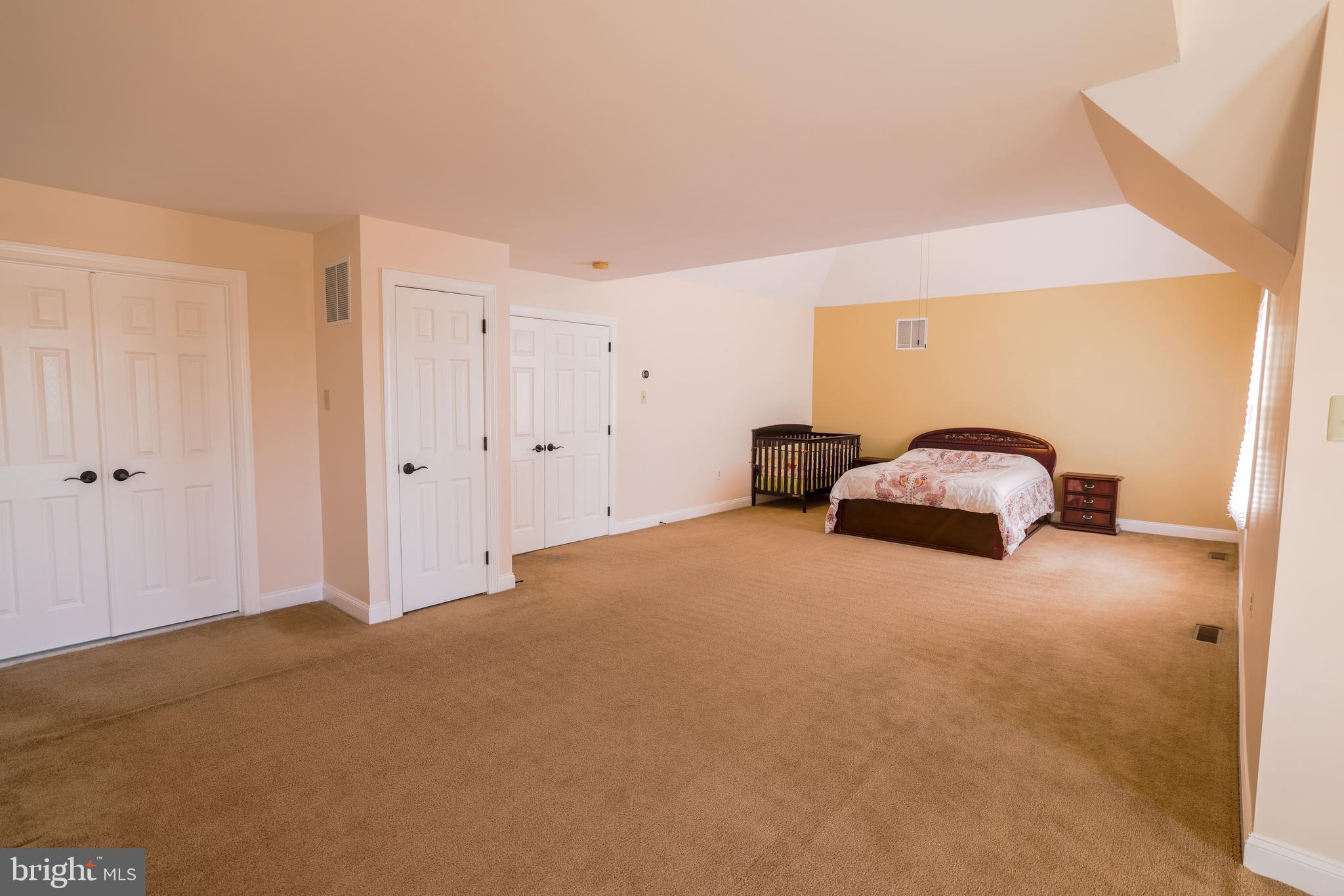 RIDINGS OF HORSHAM - Residential