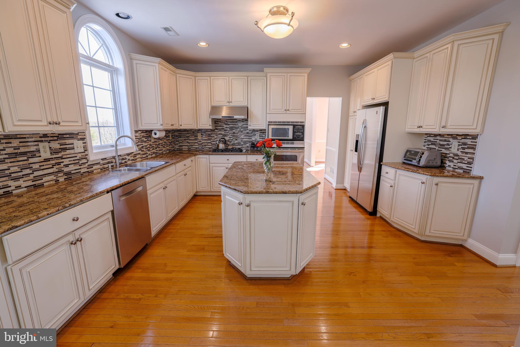 RIDINGS OF HORSHAM - Residential