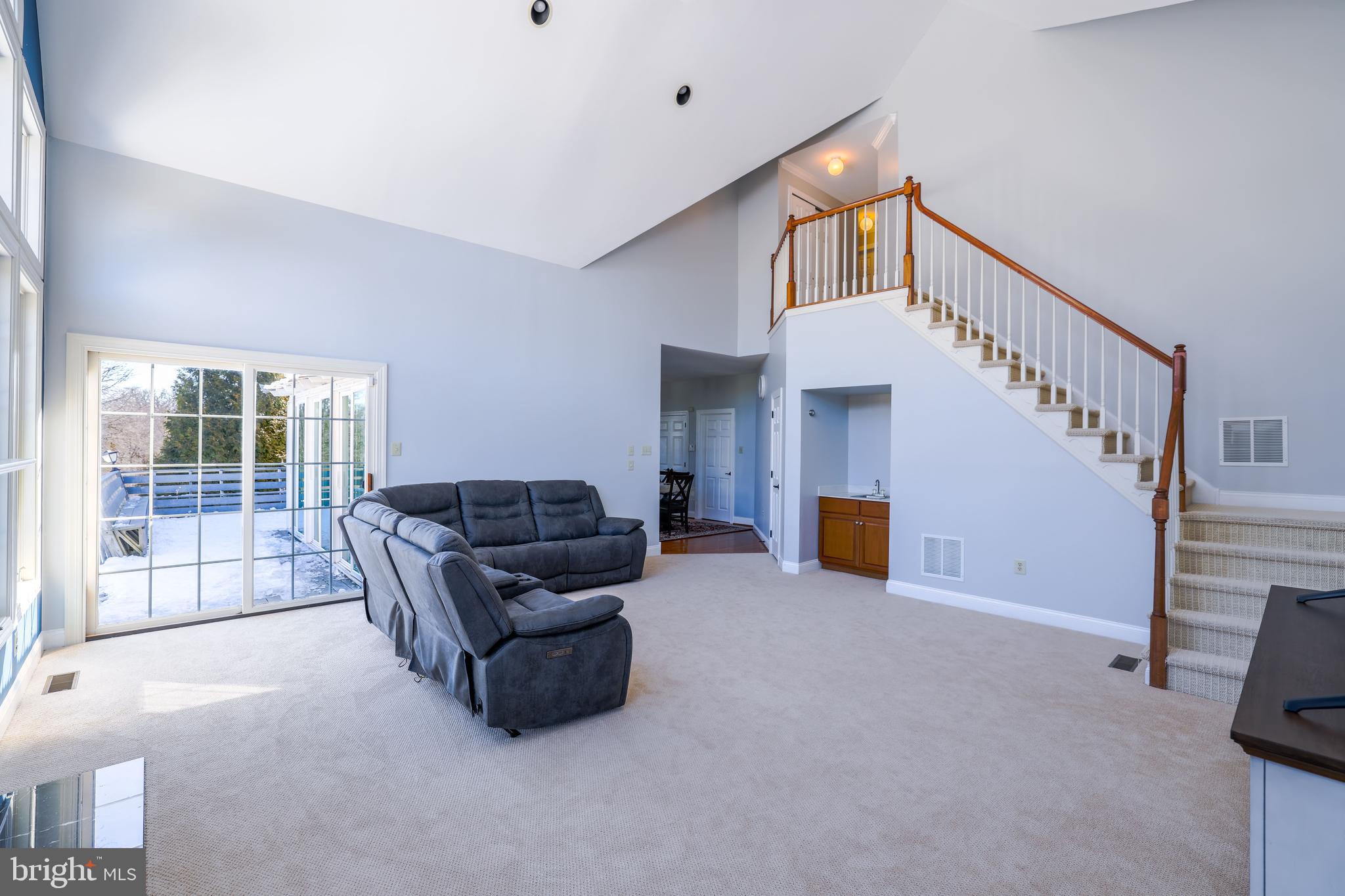 RIDINGS OF HORSHAM - Residential