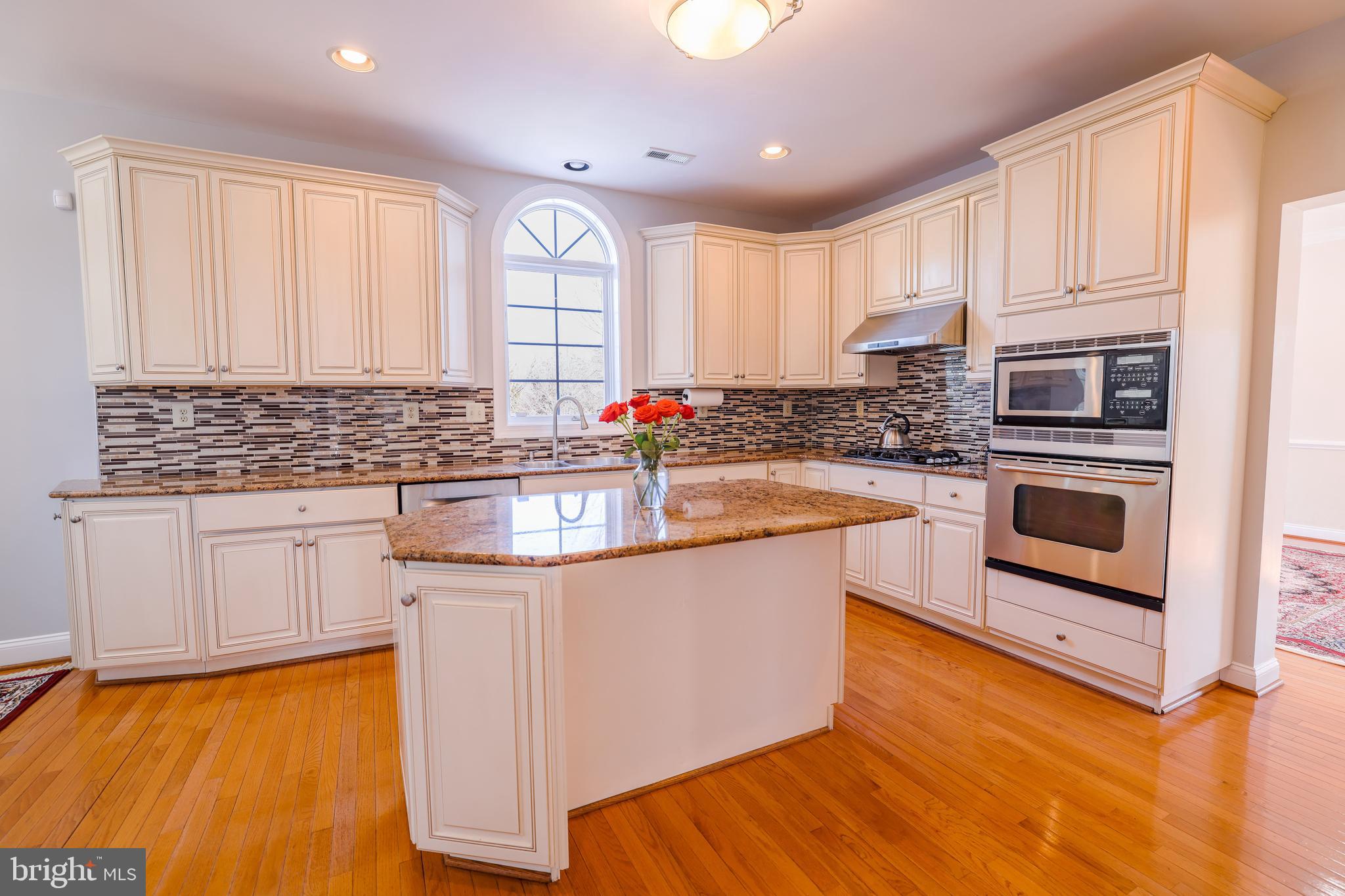 RIDINGS OF HORSHAM - Residential