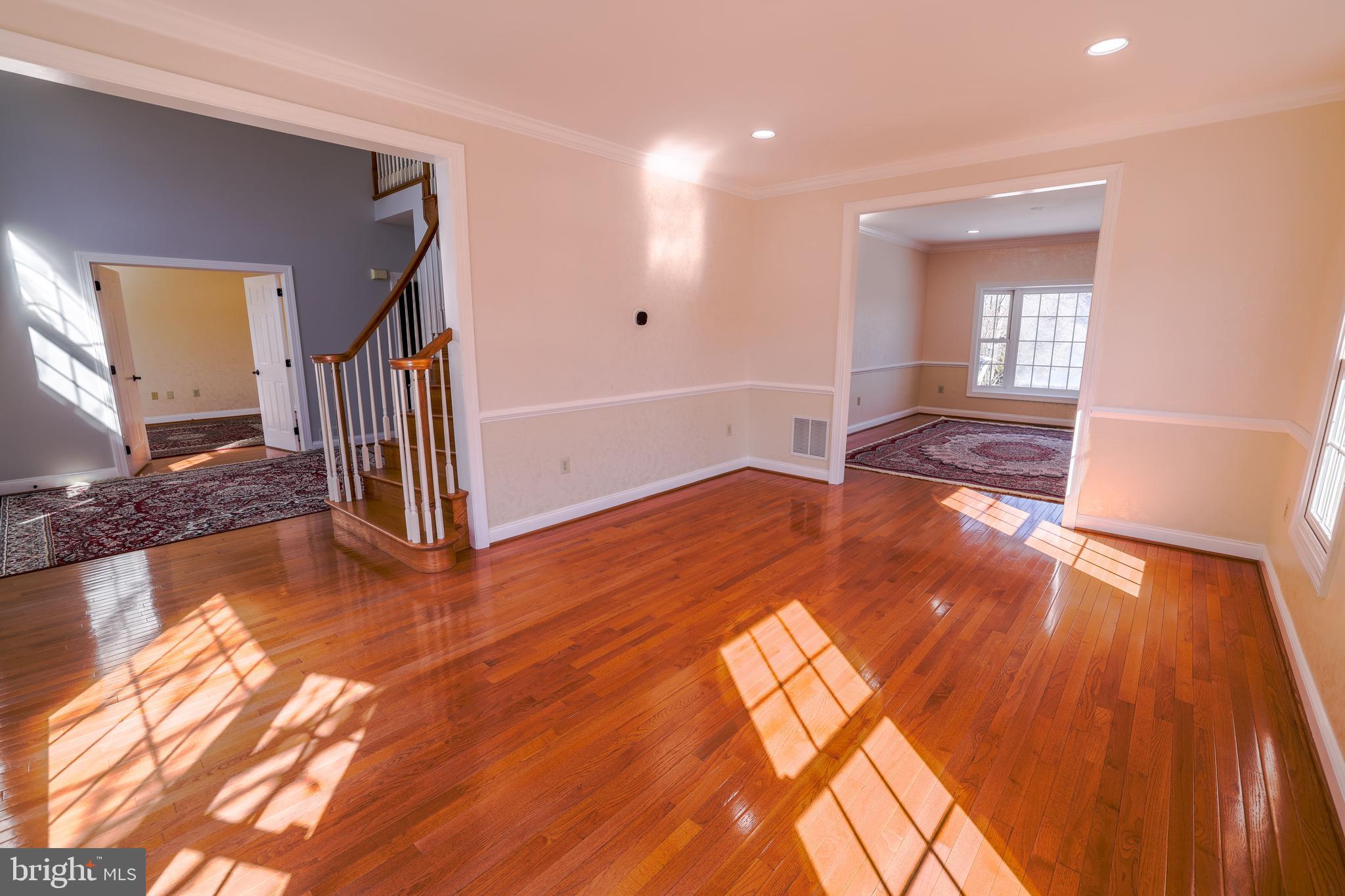 RIDINGS OF HORSHAM - Residential