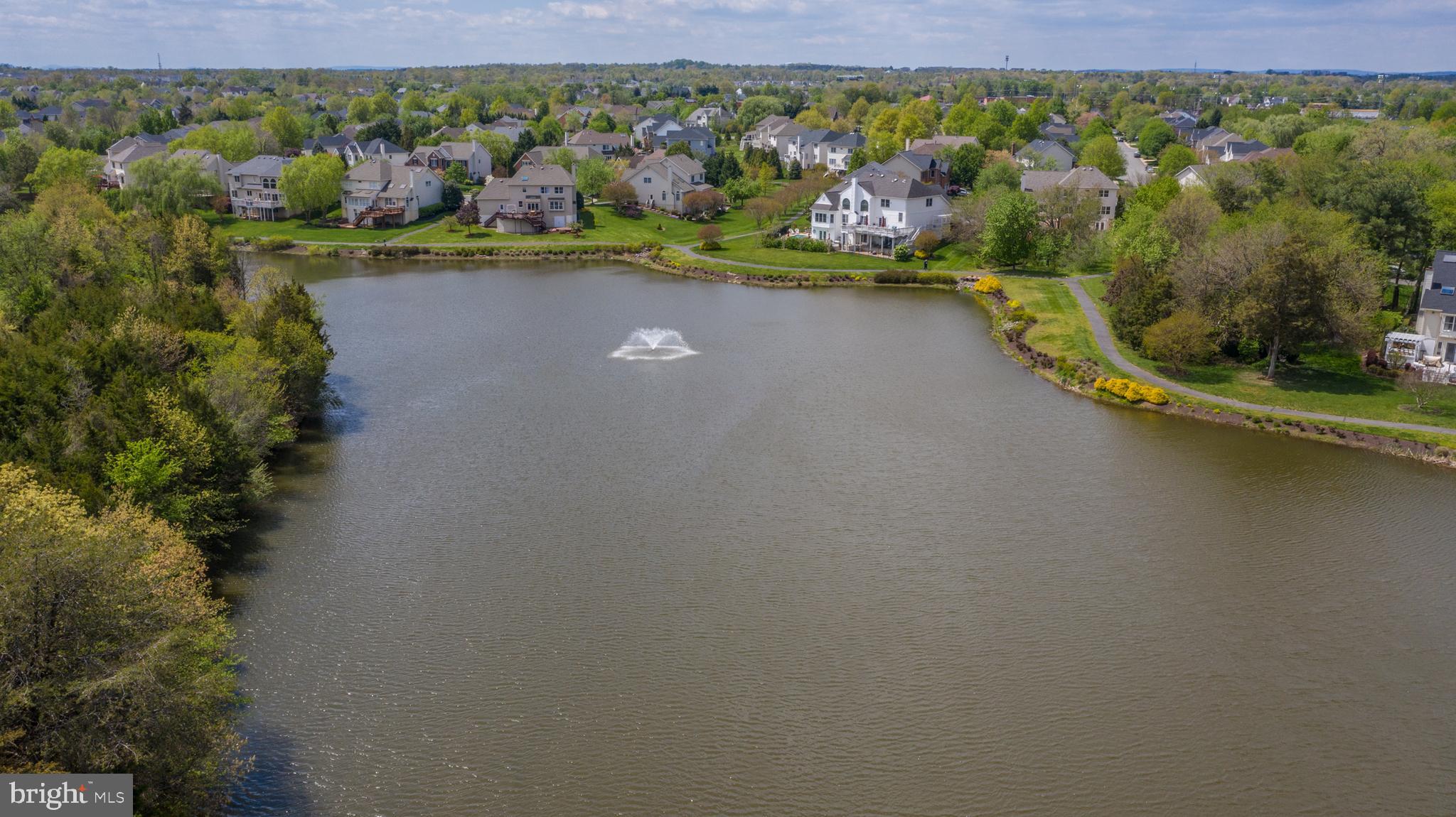 FARMWELL HUNT - Residential Lease