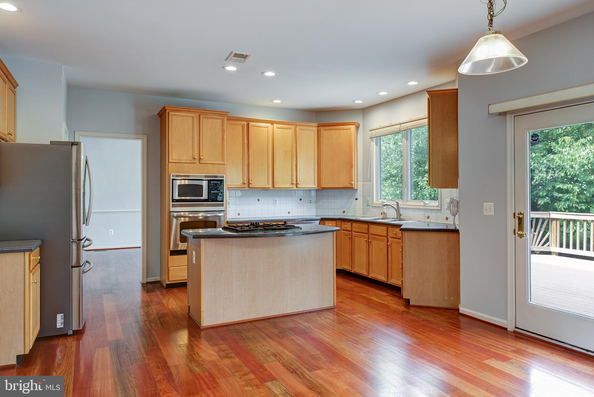 FARMWELL HUNT - Residential Lease