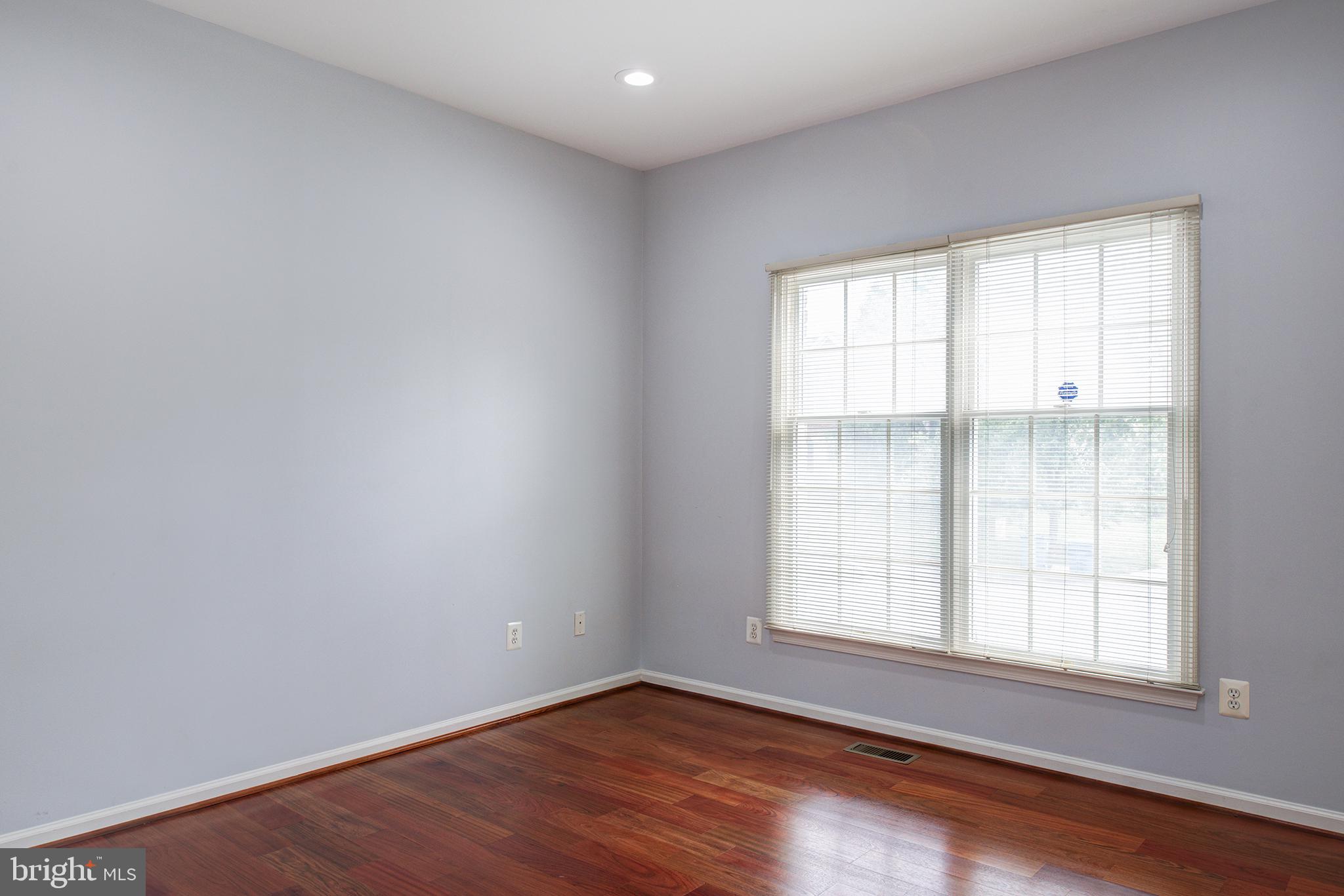 FARMWELL HUNT - Residential Lease