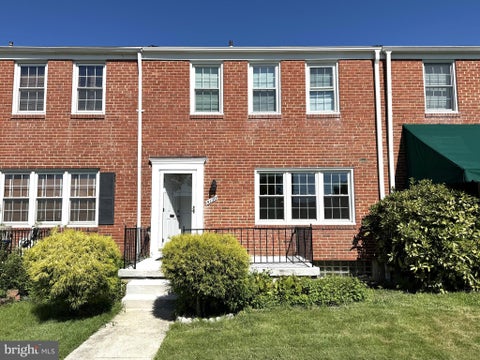 Townhouse For Rent - 8130 Loch Raven Boulevard<br/> Baltimore County, TOWSON, MD 21286