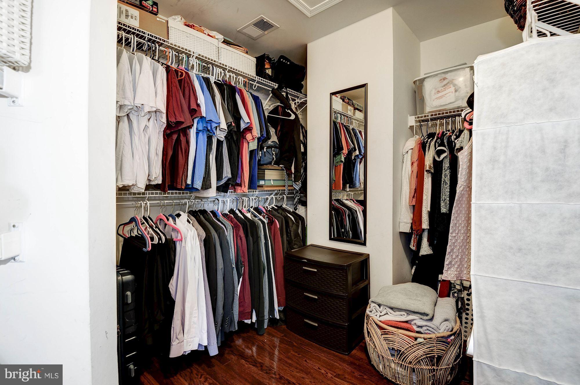 POTOMAC STATION - Residential