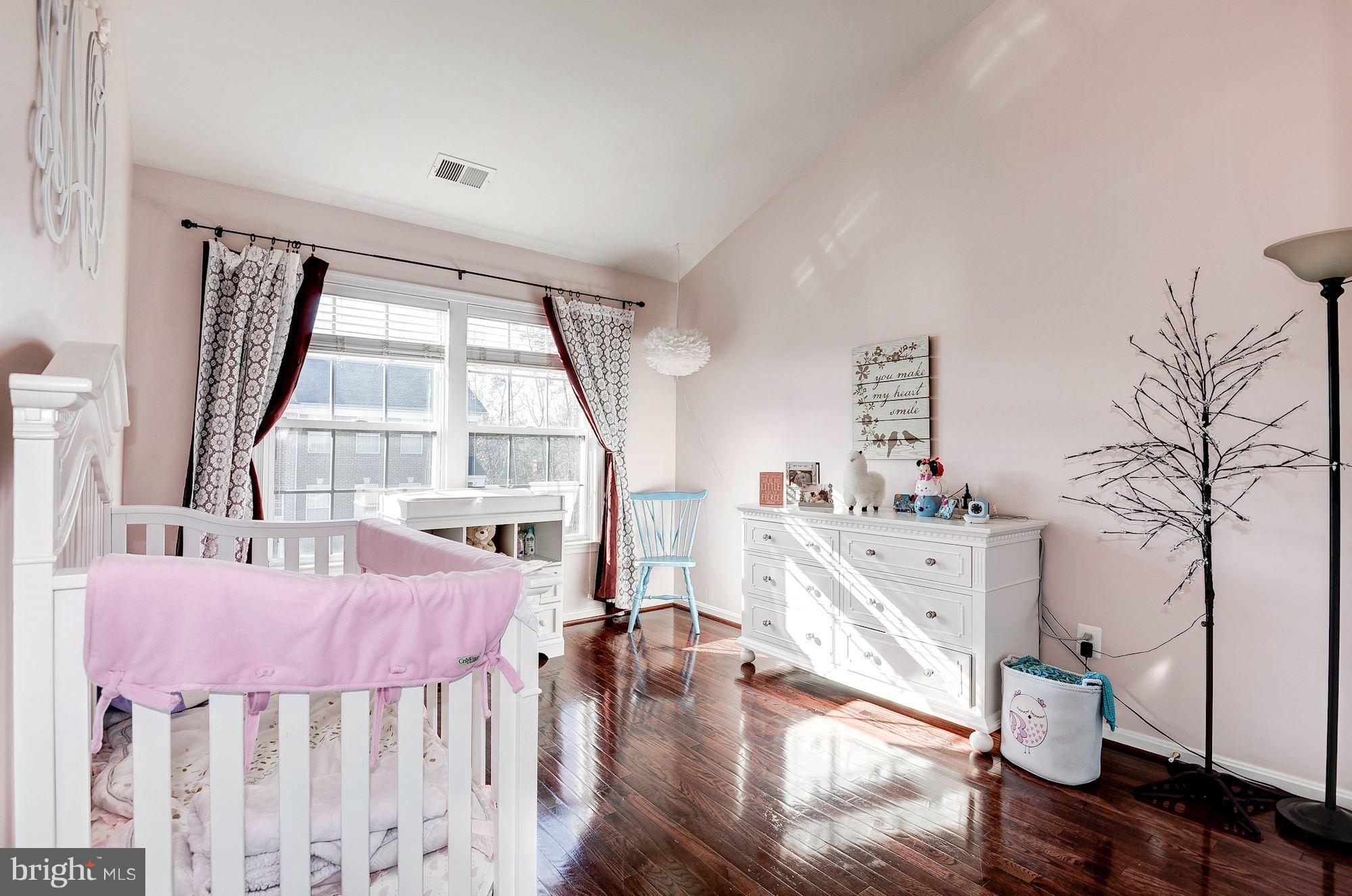 POTOMAC STATION - Residential