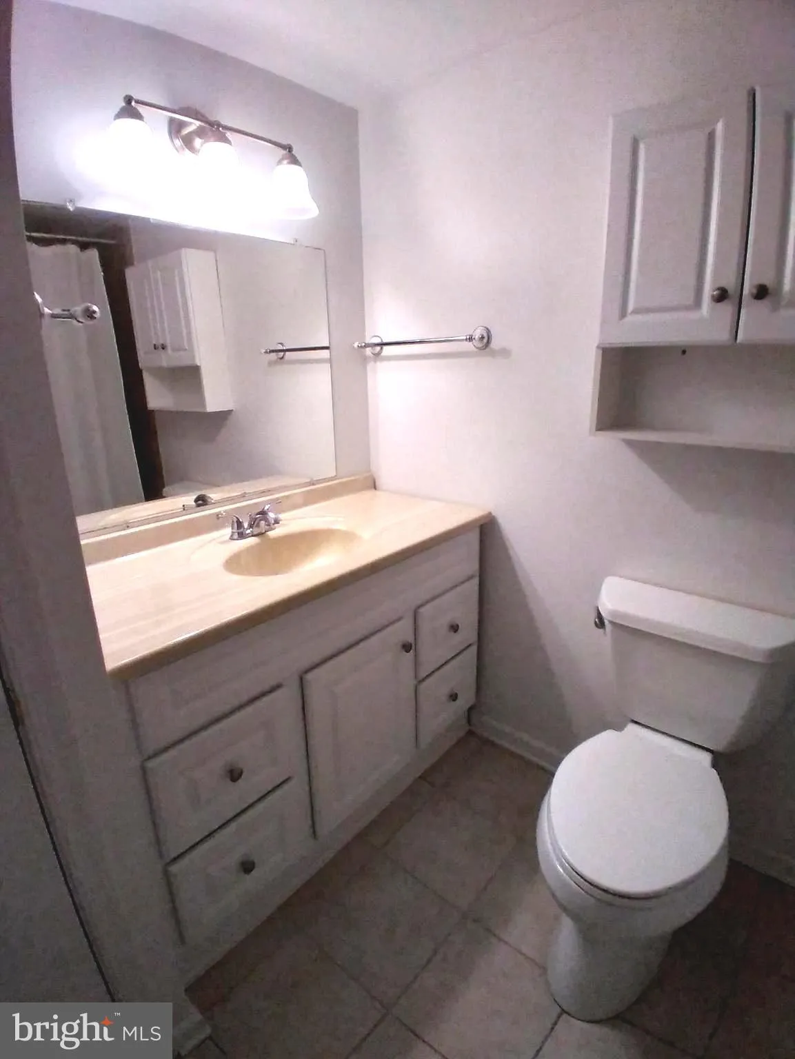 Yardley, Pennsylvania 19067, United States, 1 Bedroom Bedrooms, ,1 BathroomBathrooms,Residential,Pending,194633