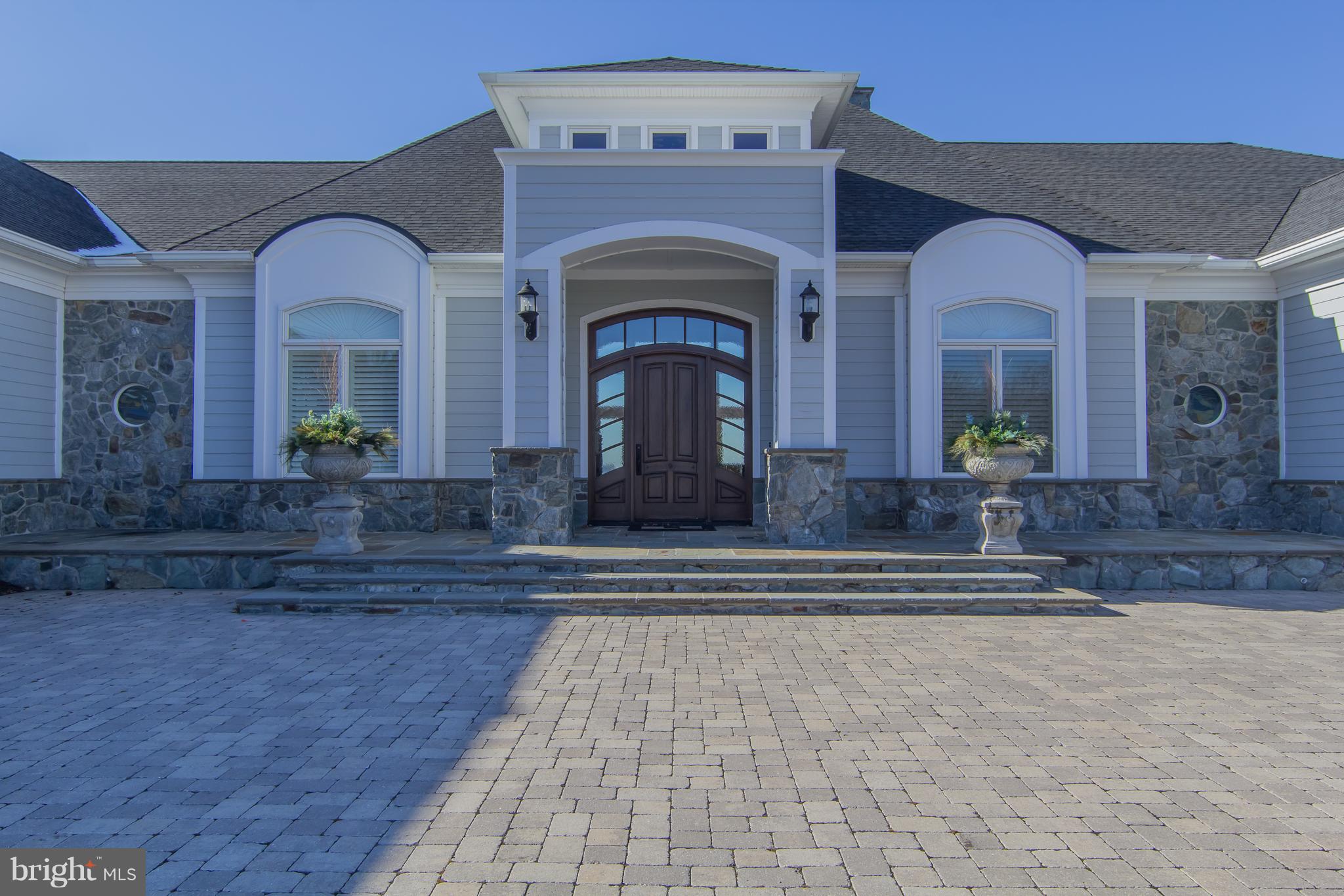 BENNETT POINT - Residential