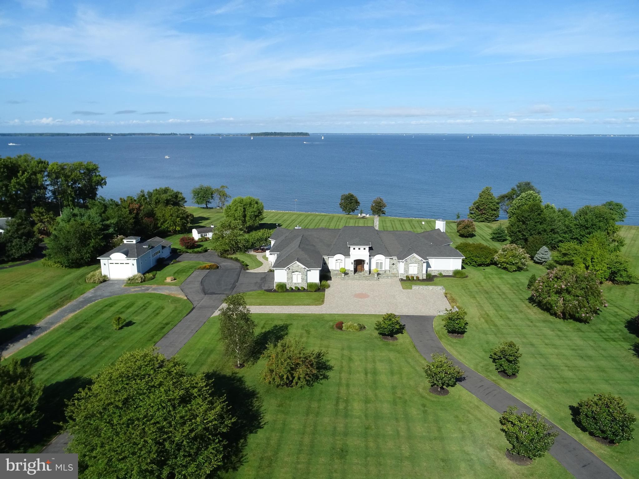 BENNETT POINT - Residential