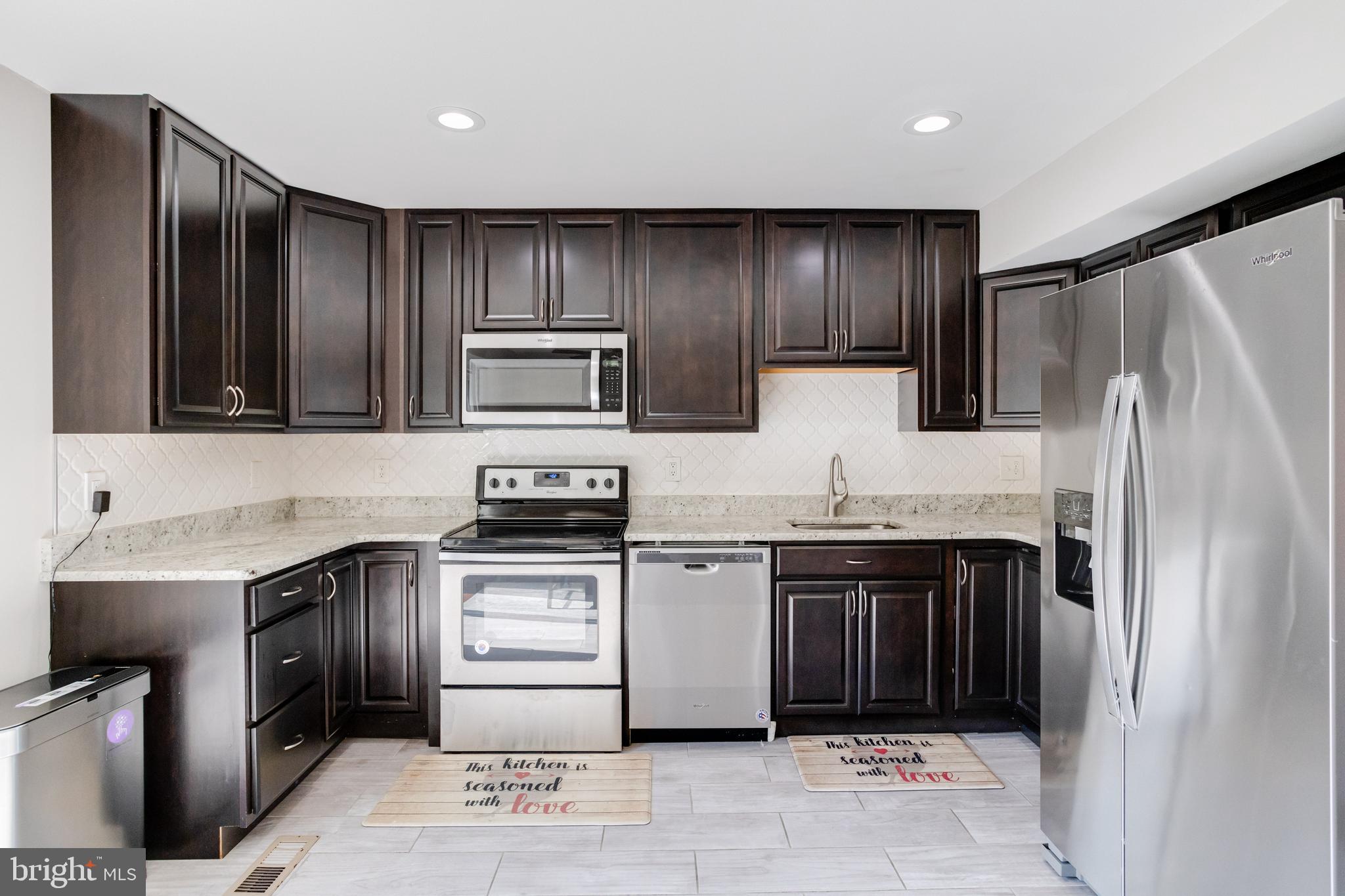 HARFORD COMMONS - Residential