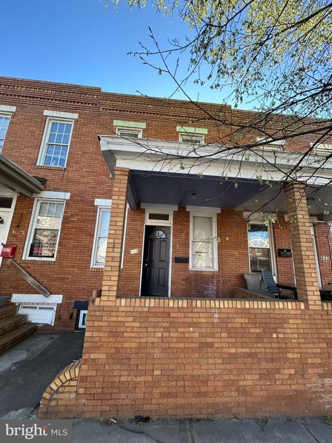 Photo of 635 N Highland Avenue, BALTIMORE, MD 21205 (MLS # MDBA2210476)