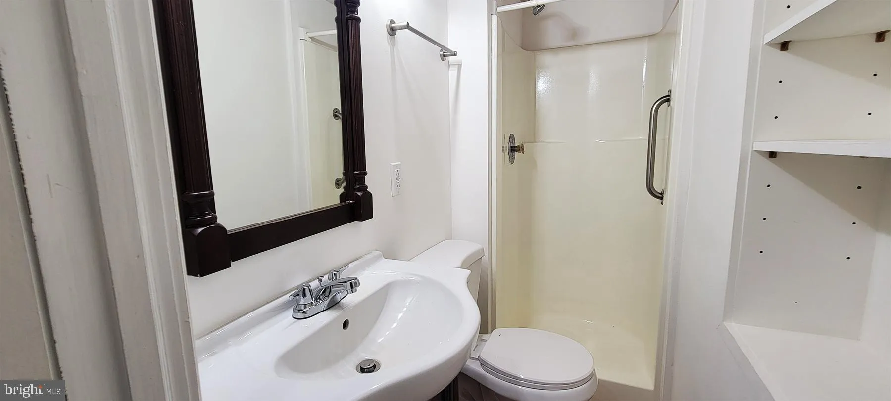 Egg Harbor City, New Jersey 08215, United States, 3 Bedrooms Bedrooms, ,2 BathroomsBathrooms,Residential,Active,206679