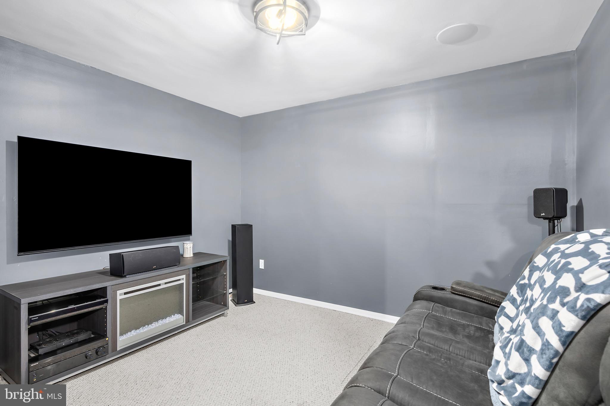 CHESTERFIELD - Residential