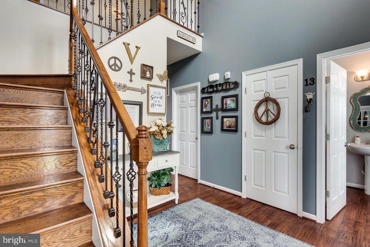 SEASONS LANDING - Residential Lease