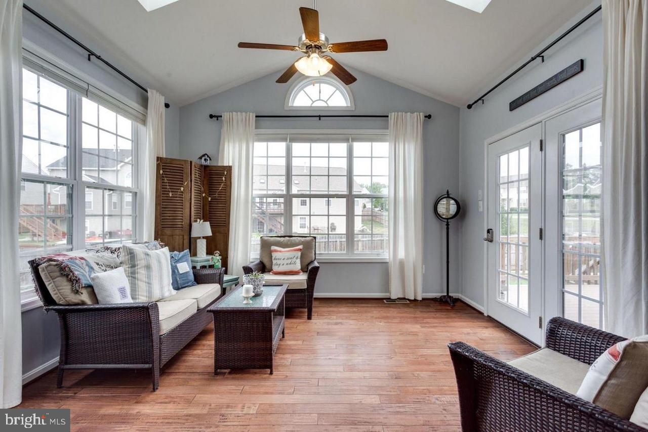 SEASONS LANDING - Residential Lease