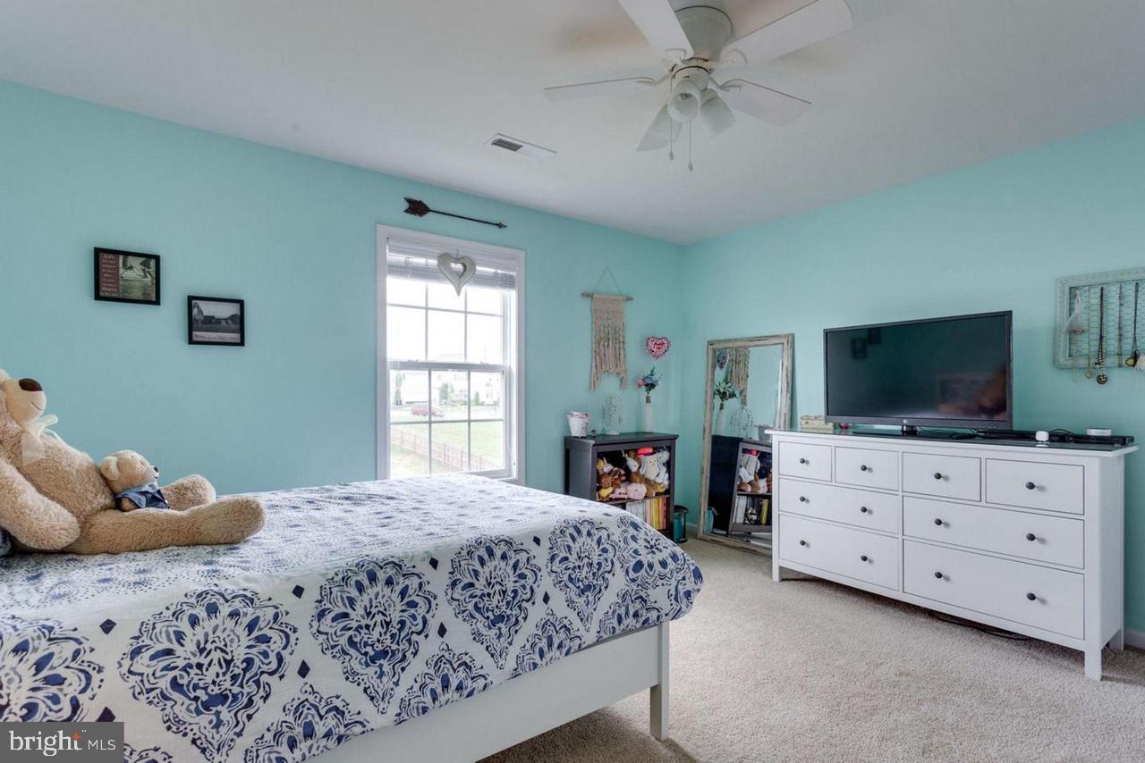 SEASONS LANDING - Residential Lease