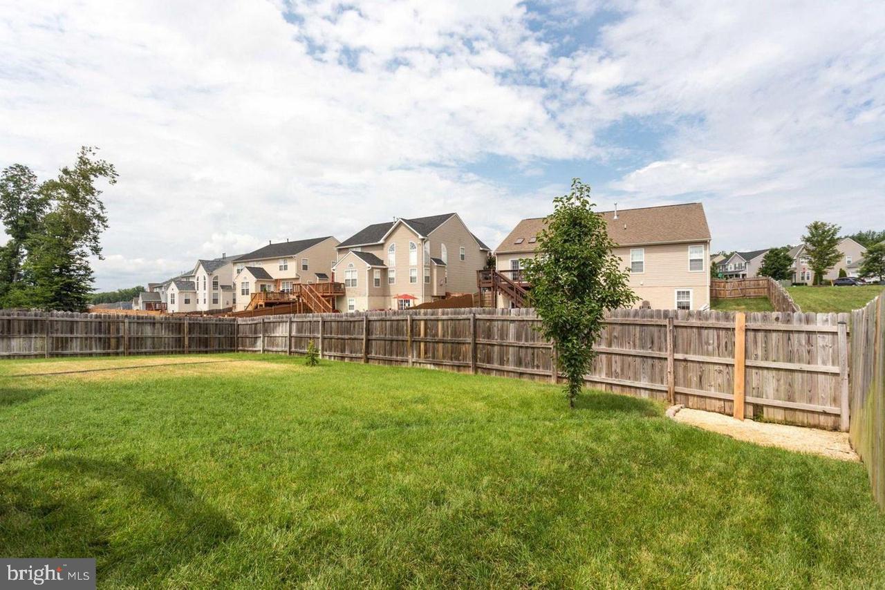 SEASONS LANDING - Residential Lease